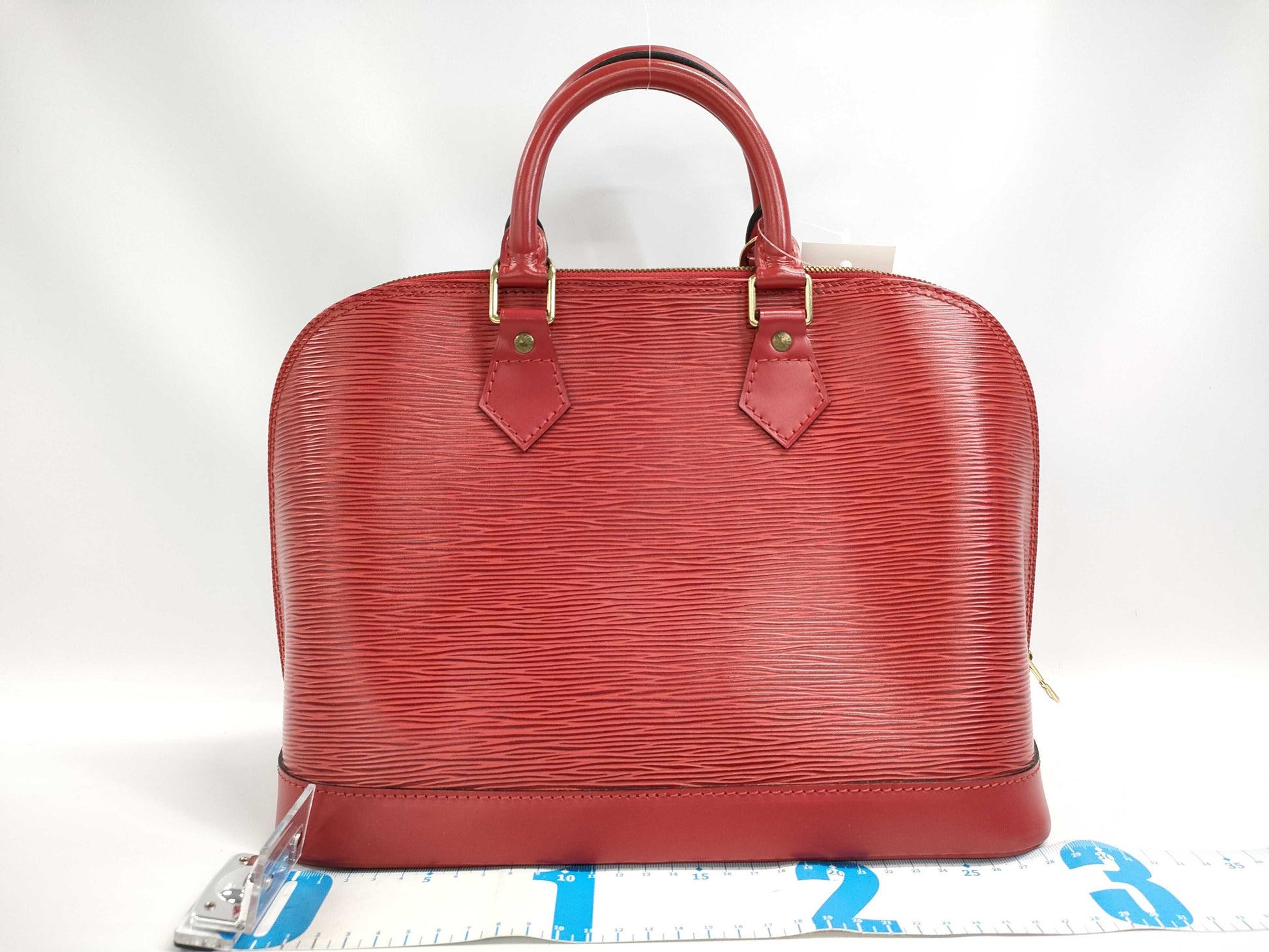 LOUIS VUITTON Epi Alma/AR0966 Red Handbag