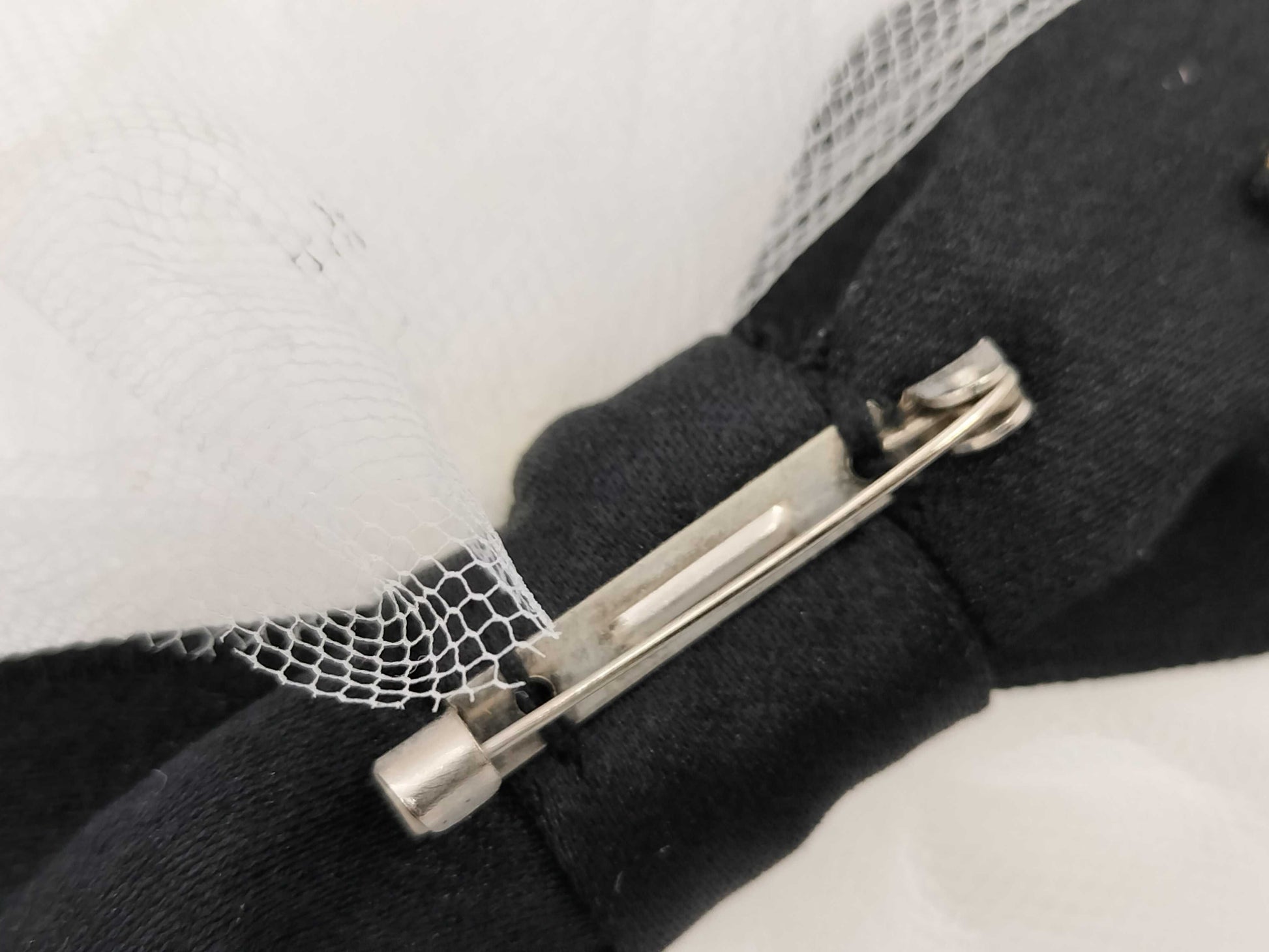 CHANEL Ribbon Brooch Brooch