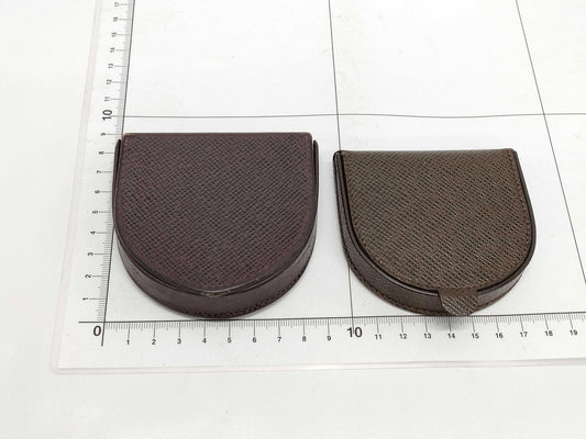 LOUIS VUITTON Taiga Porte Monnaie Cubetto Coin Case