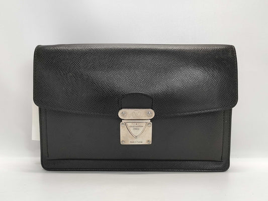 LOUIS VUITTON Taiga Clutch Bag Clutch Bag