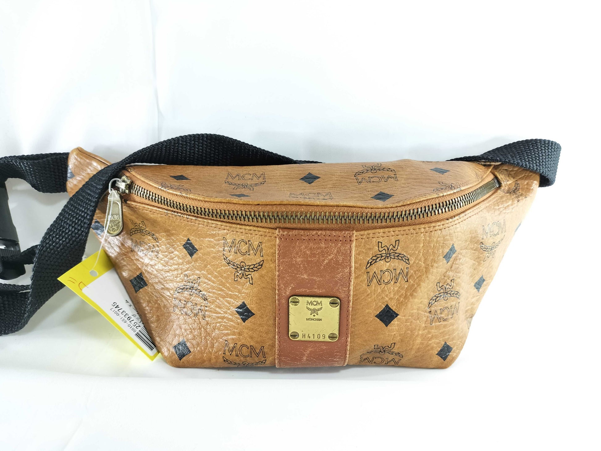 MCM Body H4109 Waist Bag