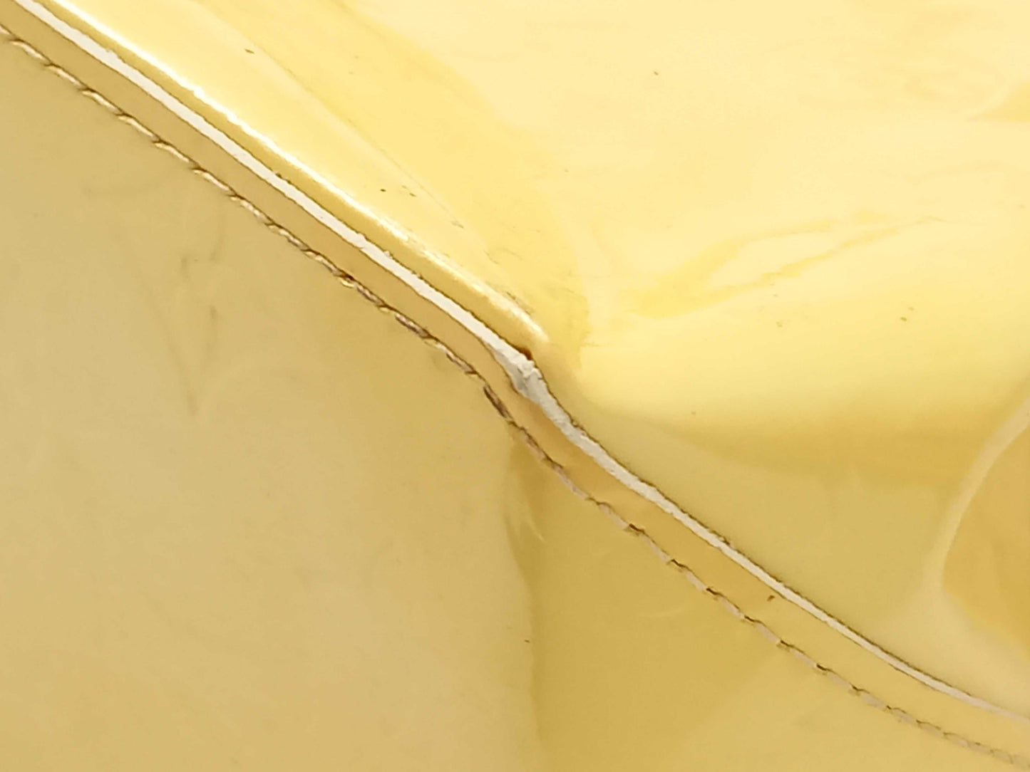 LOUIS VUITTON Vernis Reed PM Handbag