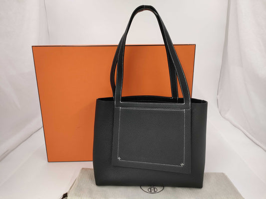 HERMES Cabasellier 31 Trion Black W-Engraved Shoulder Bag