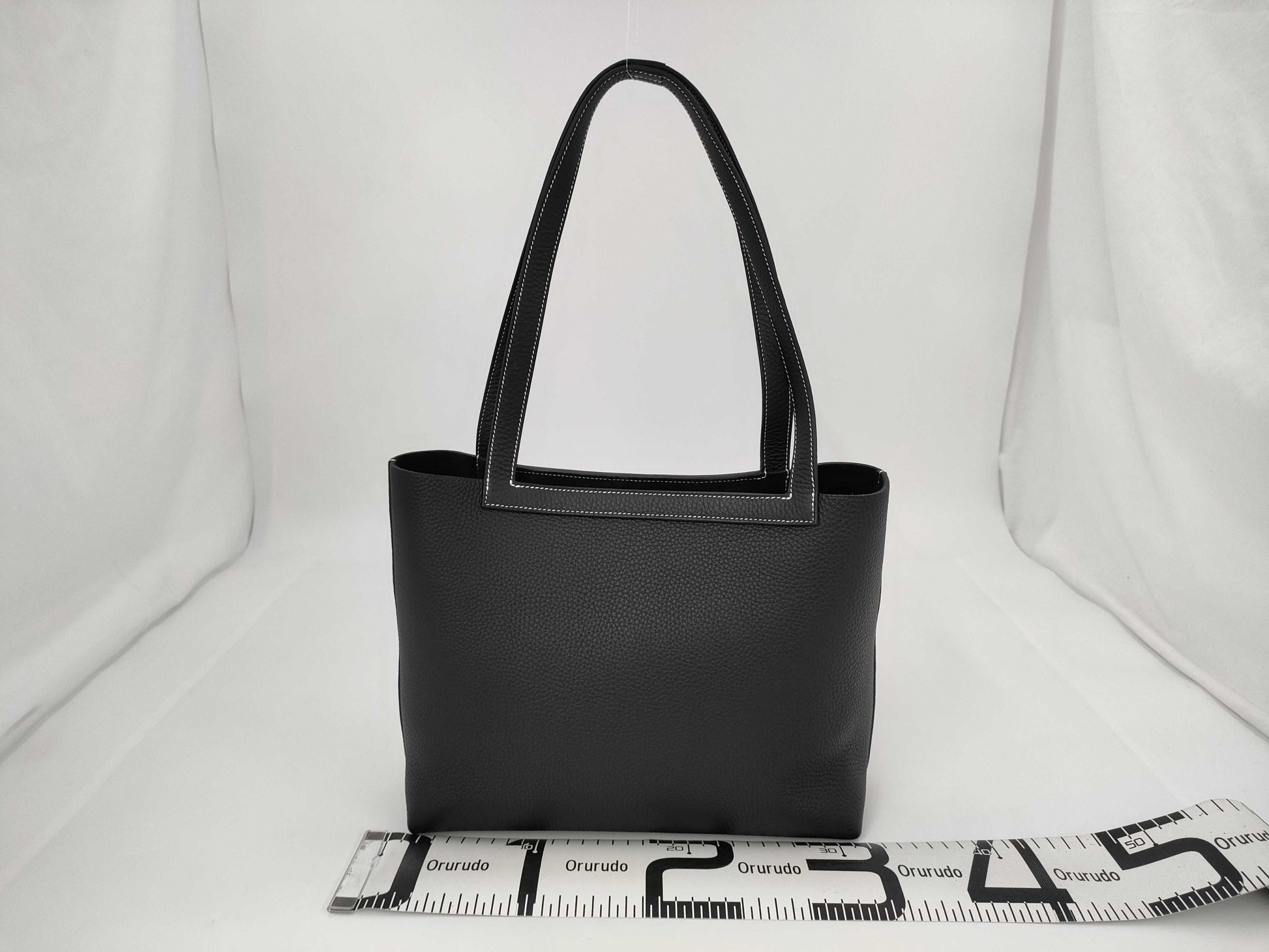 HERMES Cabasellier 31 Trion Black W-Engraved Shoulder Bag