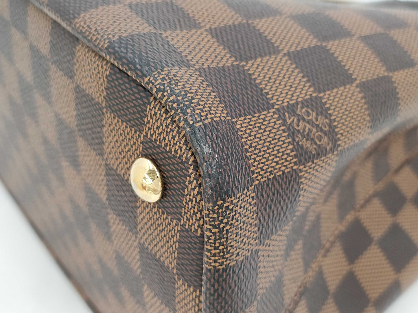 LOUIS VUITTON Damier Kensington Handbag