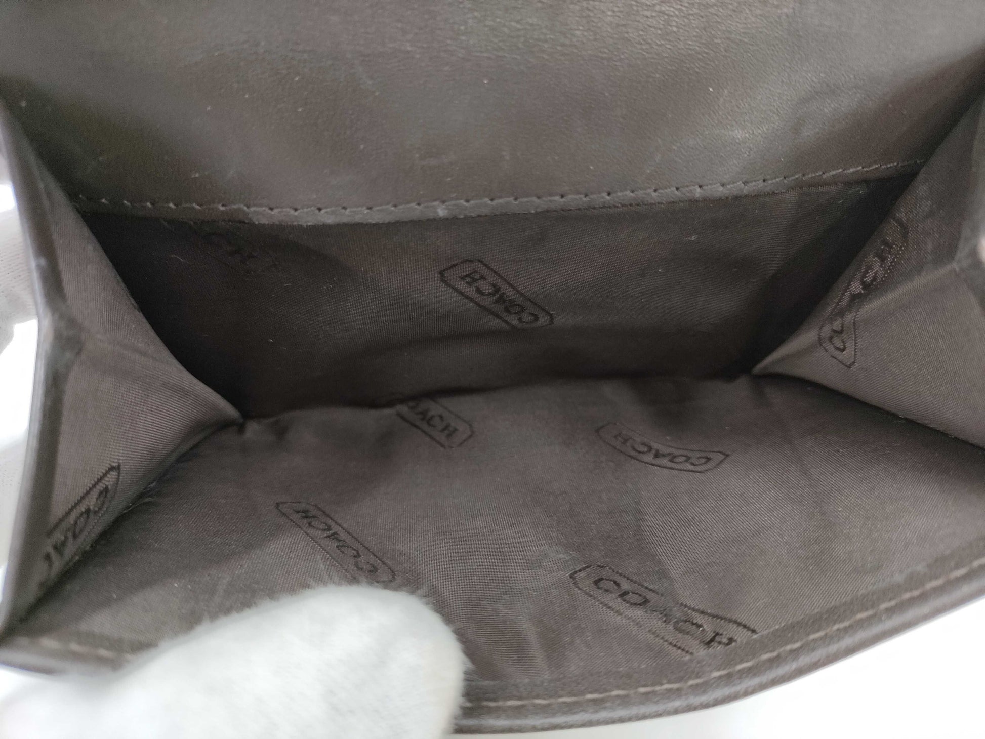 COACH Wallet/Accessory Pouch Wallet