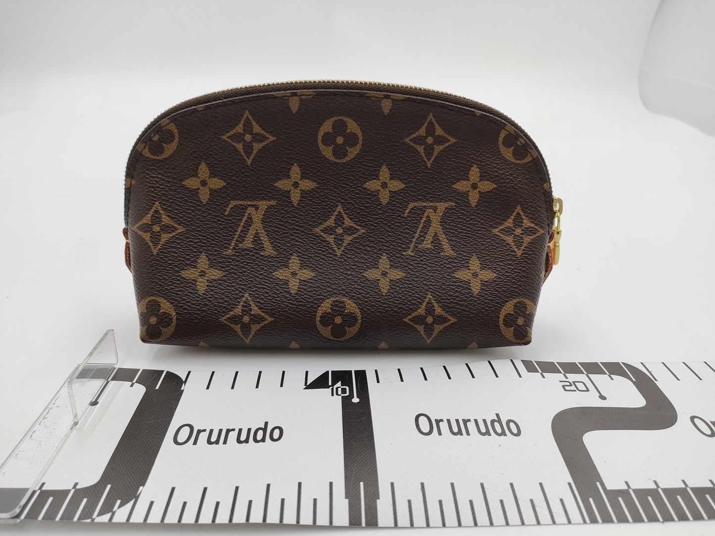 LOUIS VUITTON Monogram Pochette Cosmetic Pouch