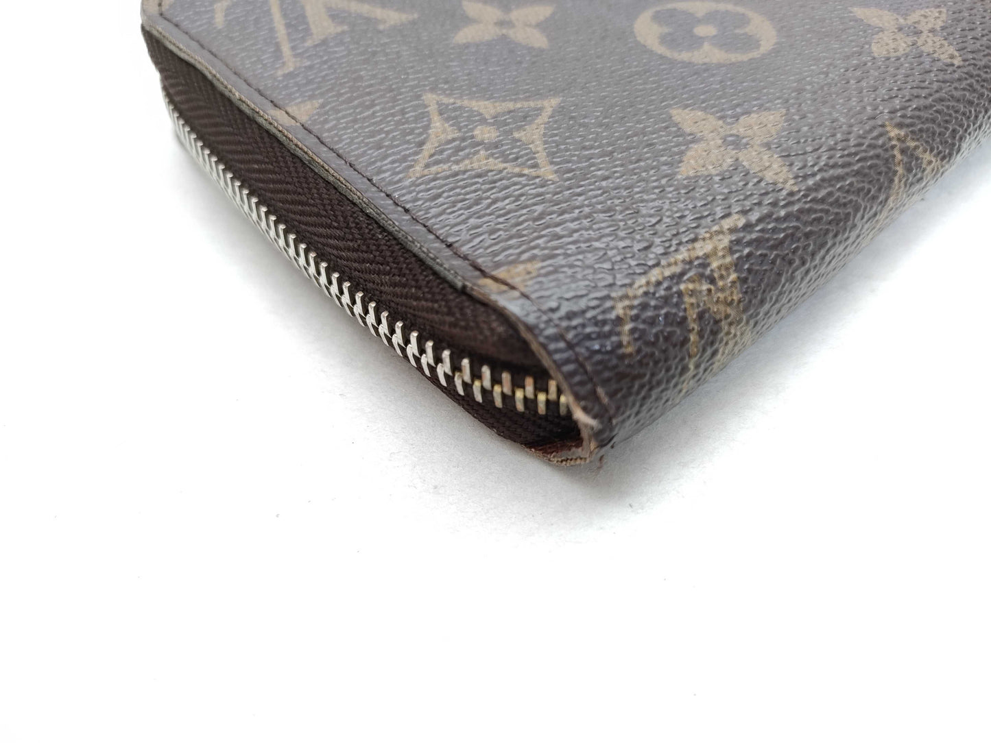 LOUIS VUITTON Monogram Zippy Wallet Round Wallet