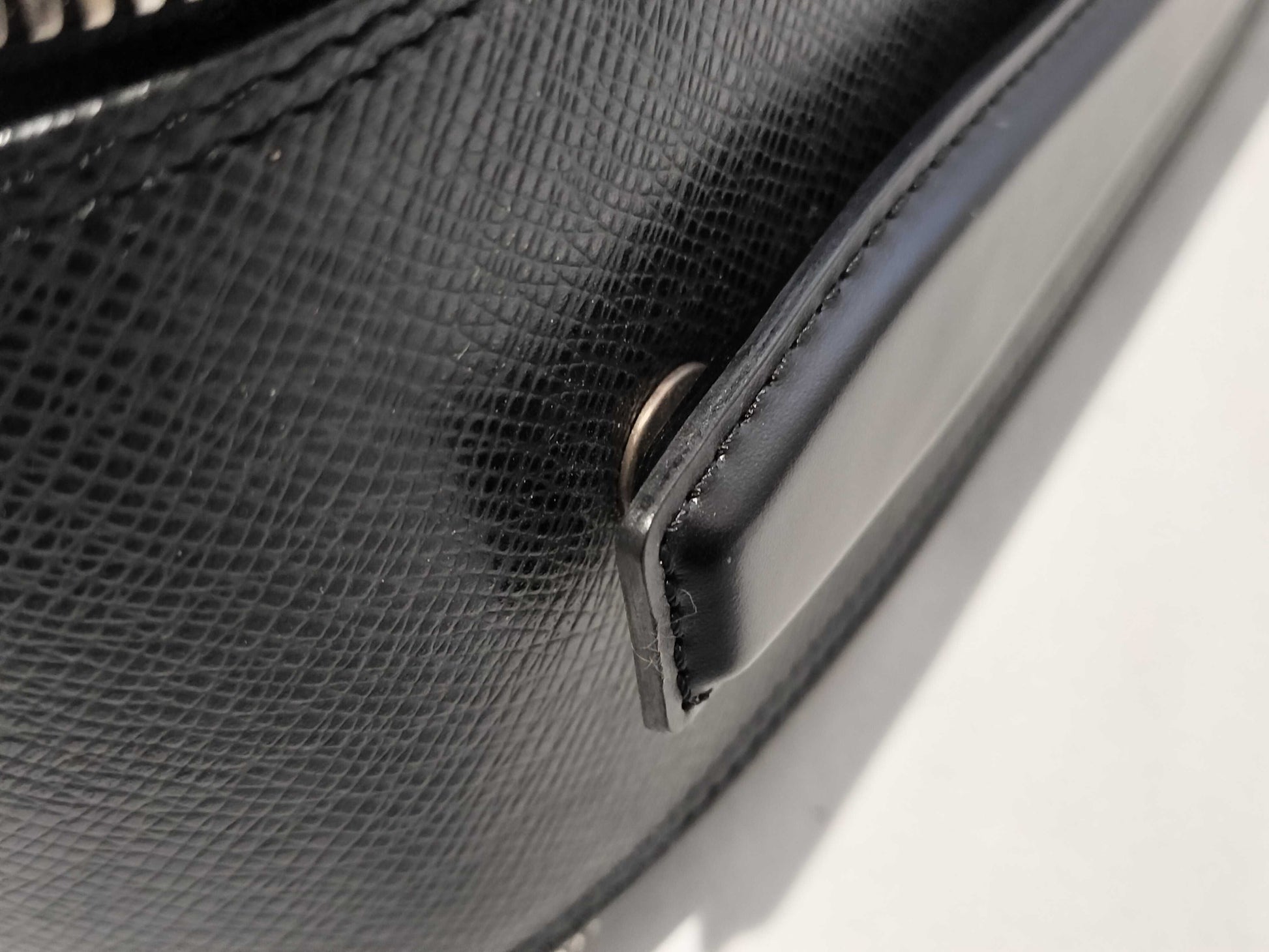 LOUIS VUITTON Taiga Tula/2WAY Handbag