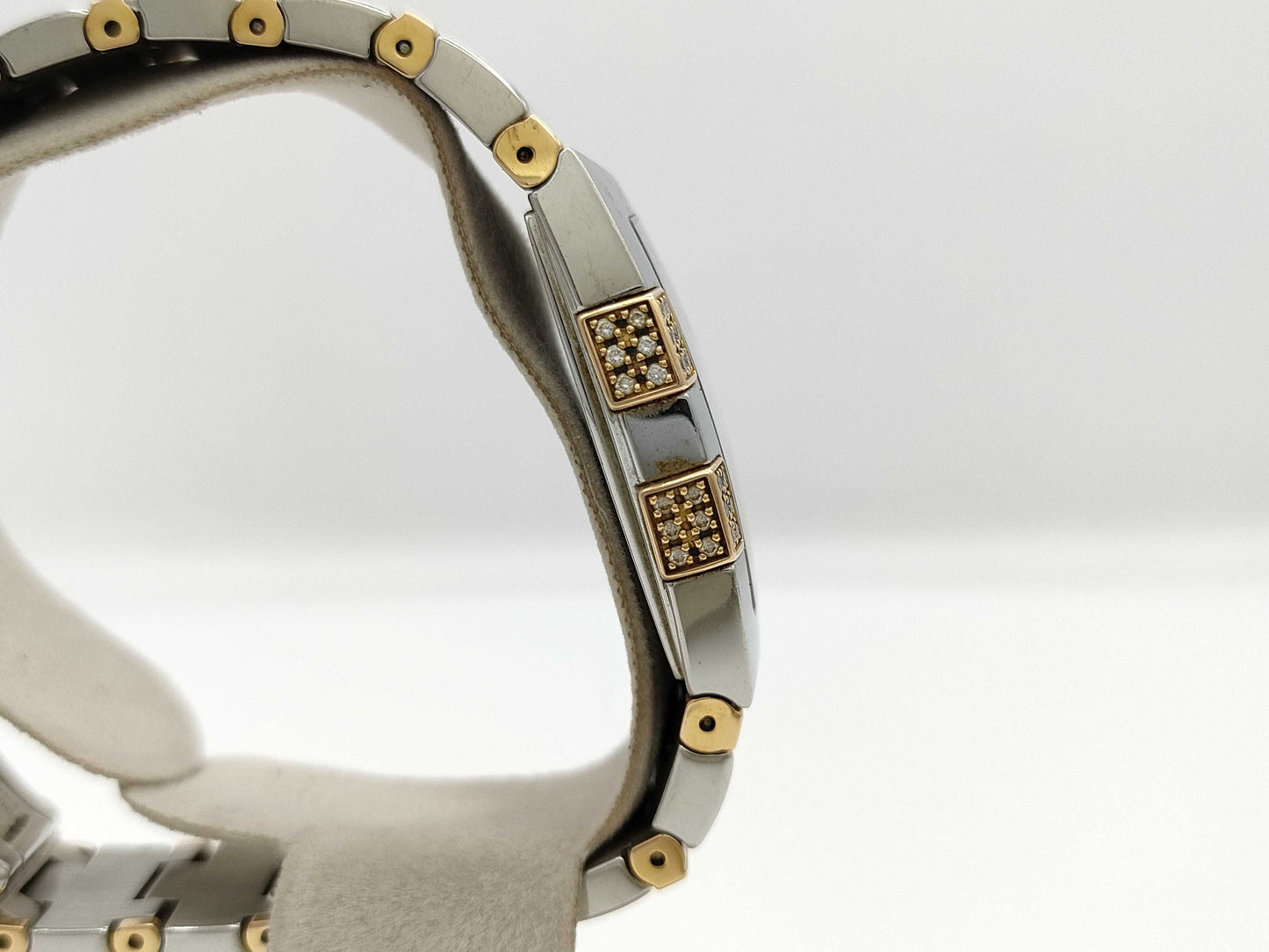 OMEGA Quadrella 1286.75 59325034 Quartz Shell Dial Women's Watch