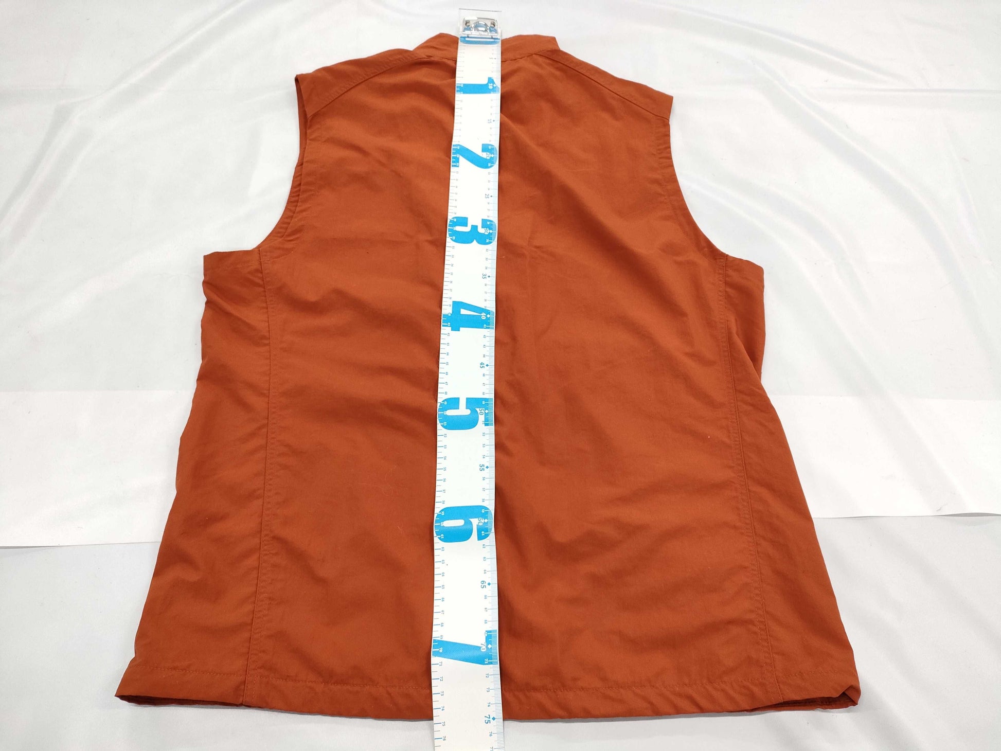 Montbell O.D. Vest 1103253 with tag