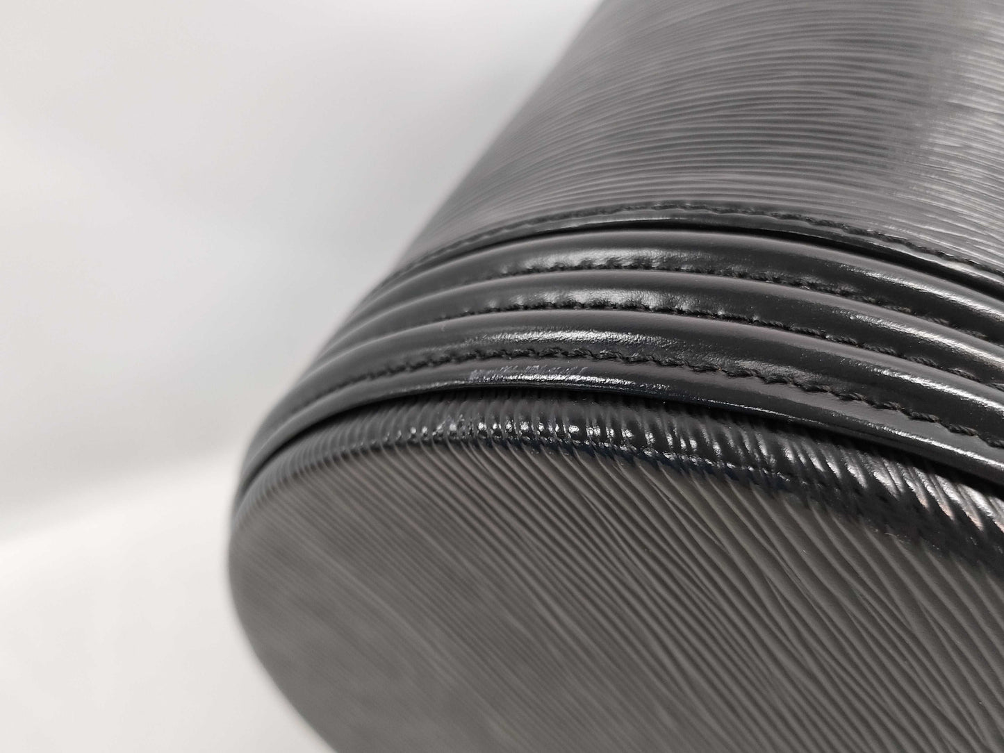 LOUIS VUITTON Epi Cannes Vanity Bag