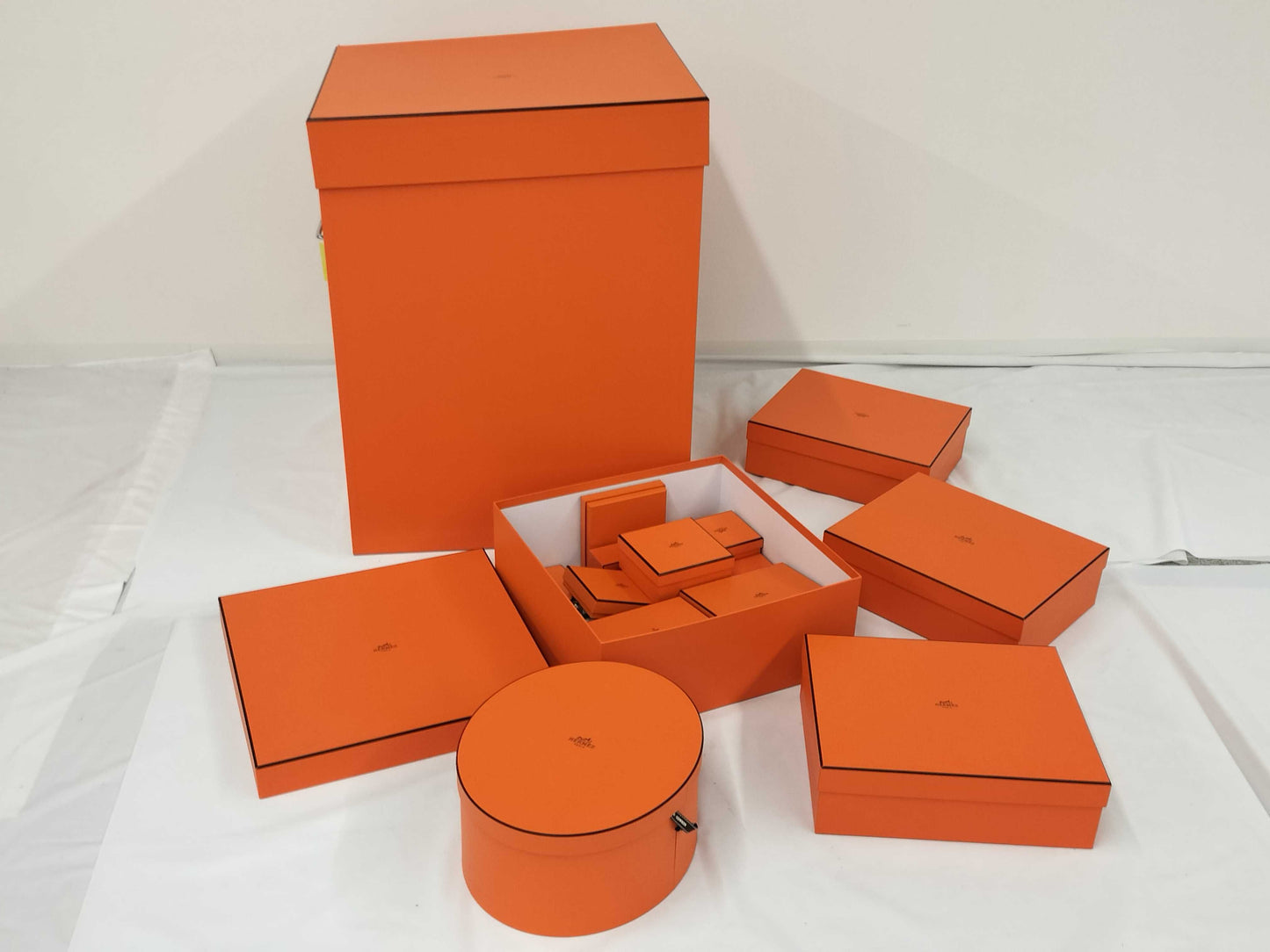 HERMES / 18 empty boxes / chair outer box included. Brand empty box collection. Brand empty box collection.