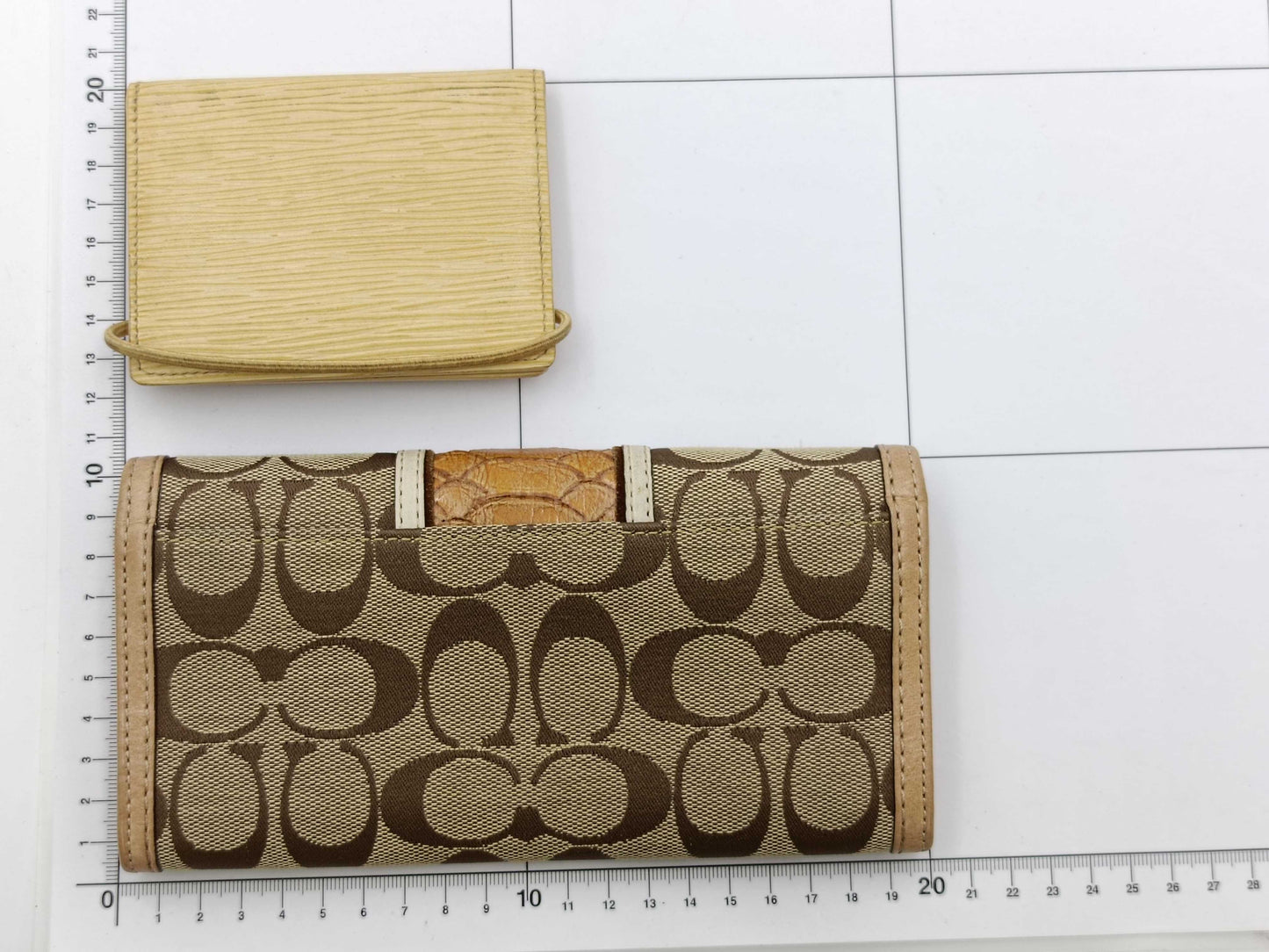 LOUIS VUITTON Wallet/Cone Case 4-Piece Set