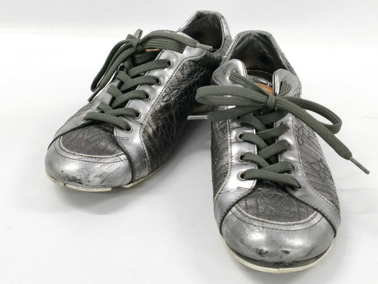 LOUIS VUITTON Monogram Stitch Sneakers