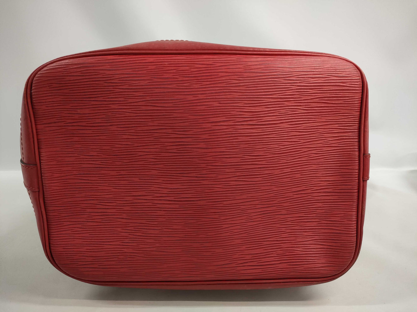 LOUIS VUITTON Epi Noe Two-Tone Shoulder Bag