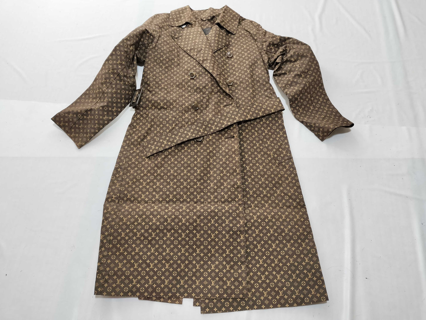 LOUIS VUITTON Monogram All-Over Print Trench Coat