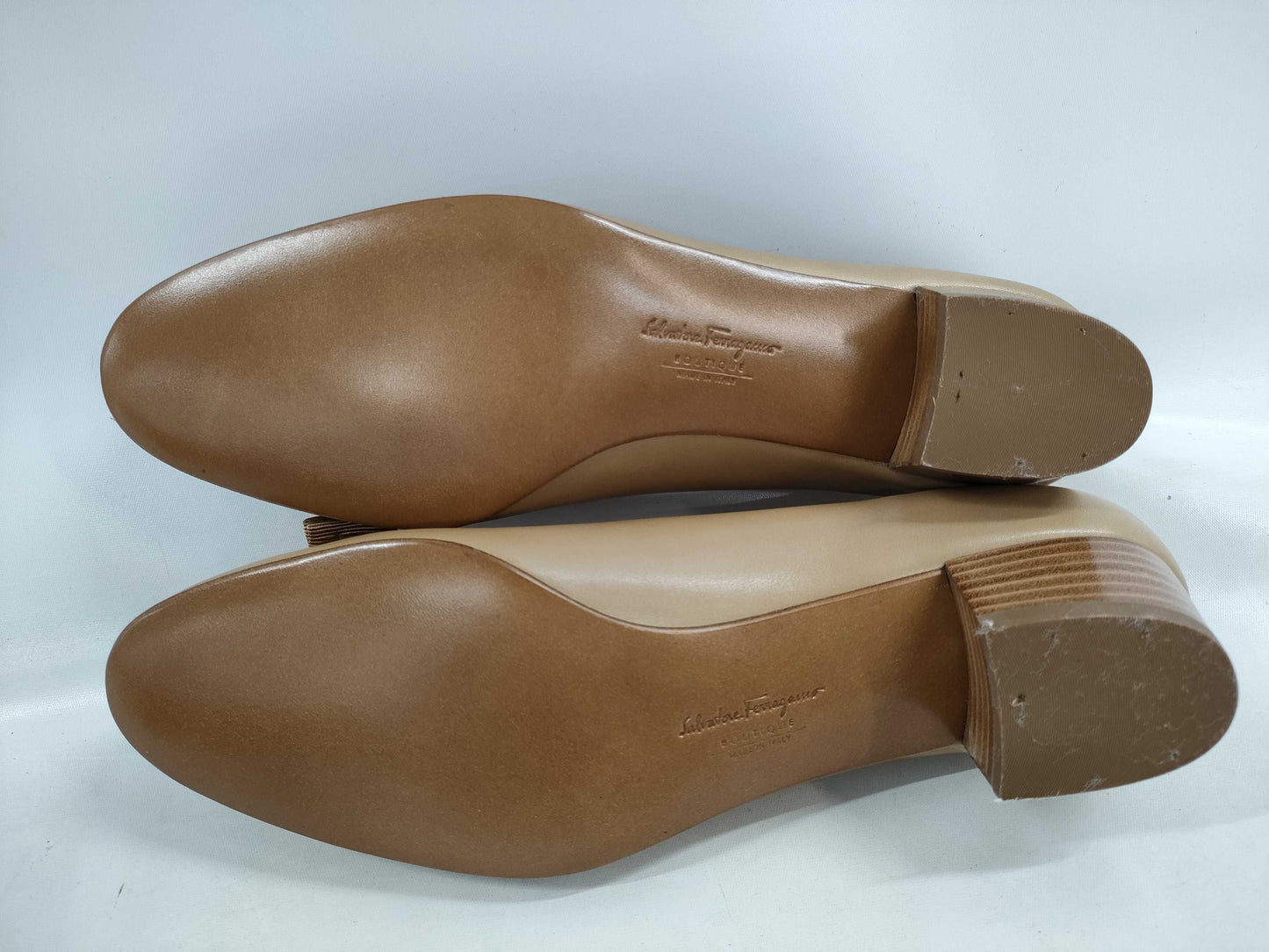 Salvatore Ferragamo Vara Leather Pumps