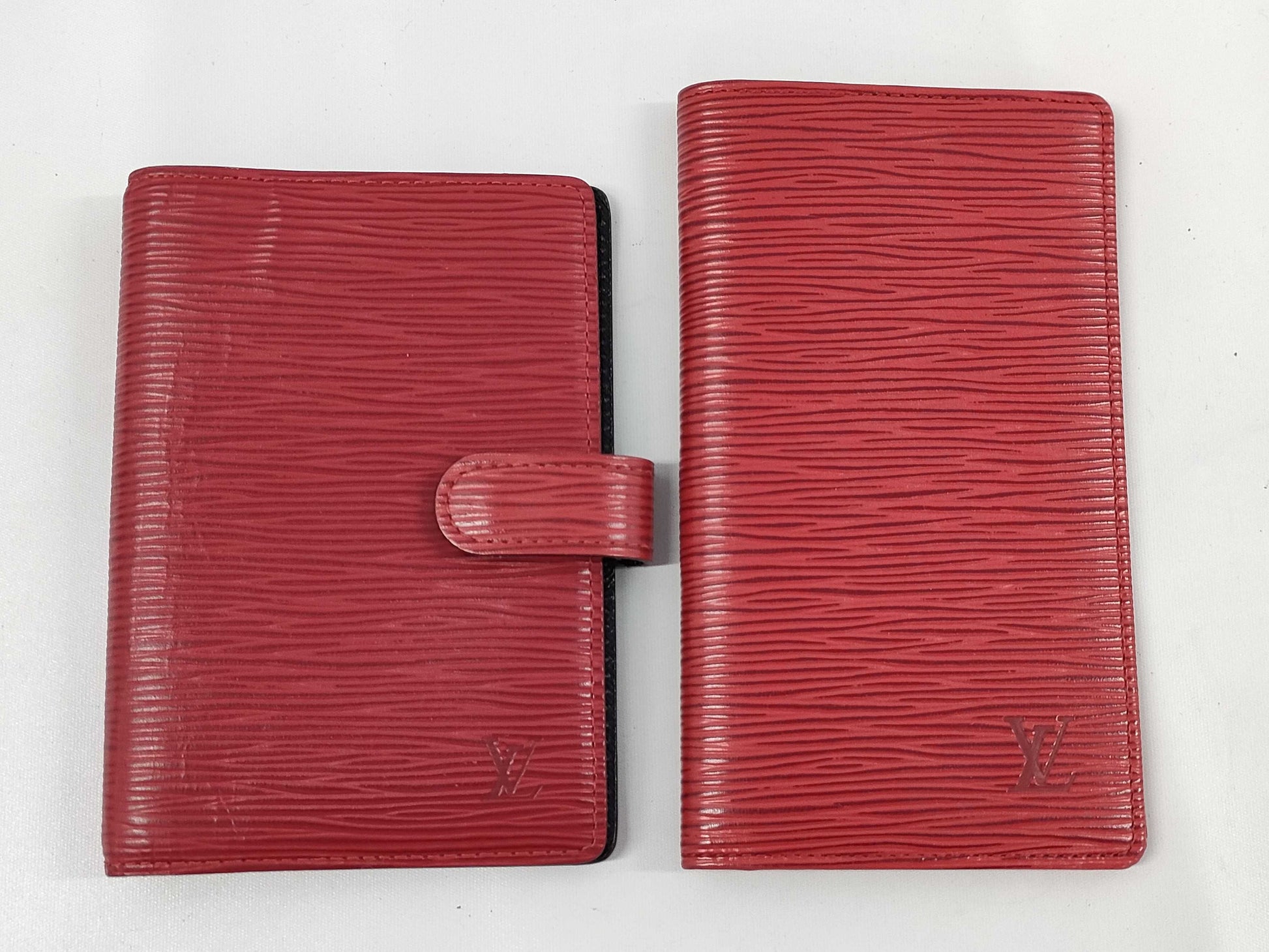 LOUIS VUITTON Epi Wallet Notebook Wallet
