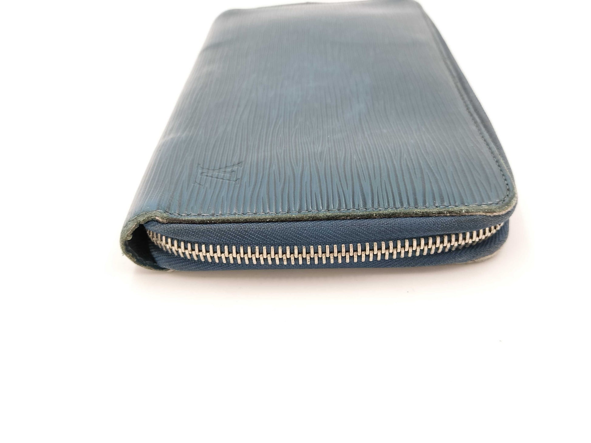 LOUIS VUITTON Epi Zippy Organizer Wallet