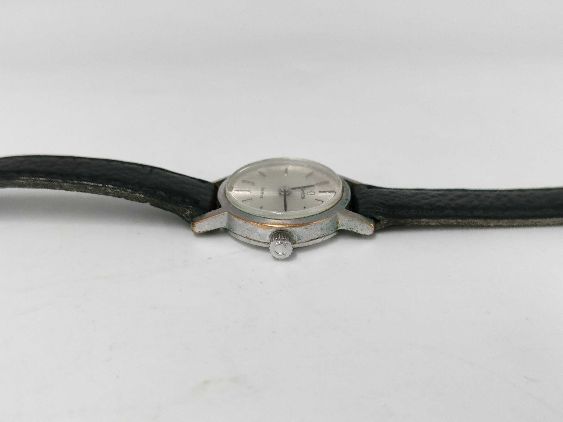 OMEGA Hand-wound Women's Watch