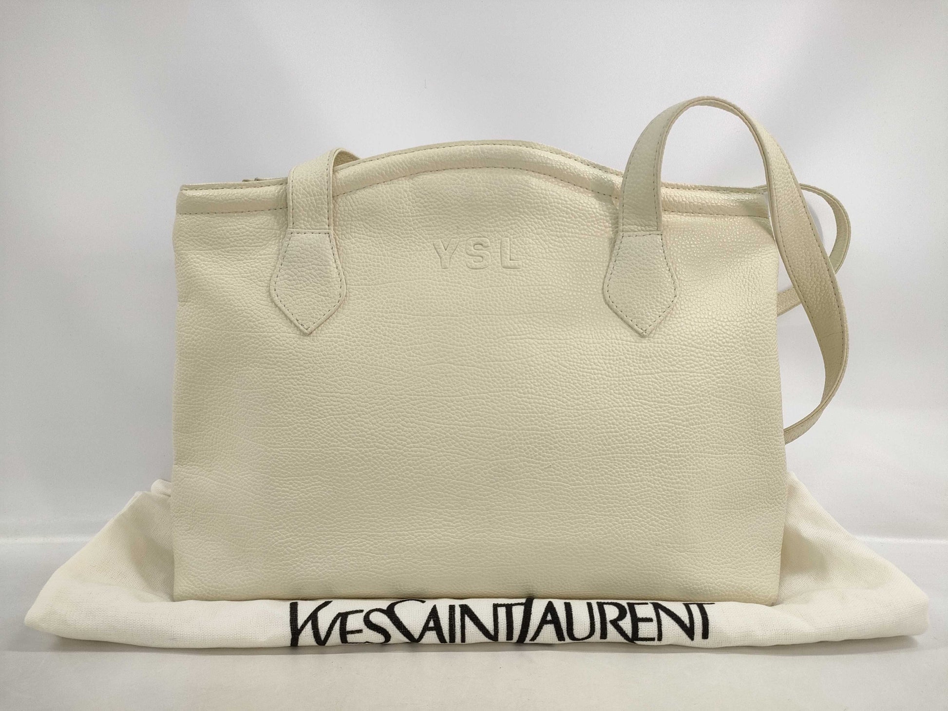 Yves Saint Laurent Leather Handbag