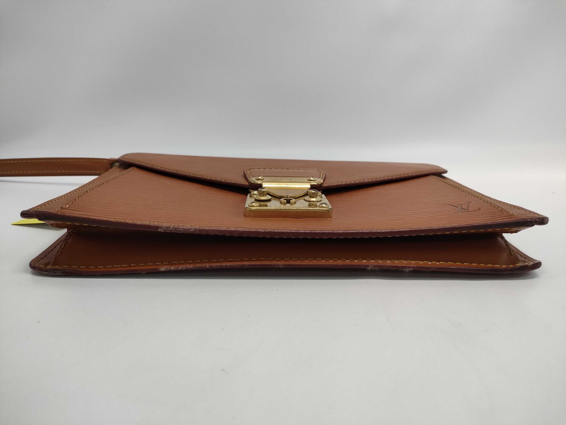 LOUIS VUITTON Epi Serie Dragonne Second Bag