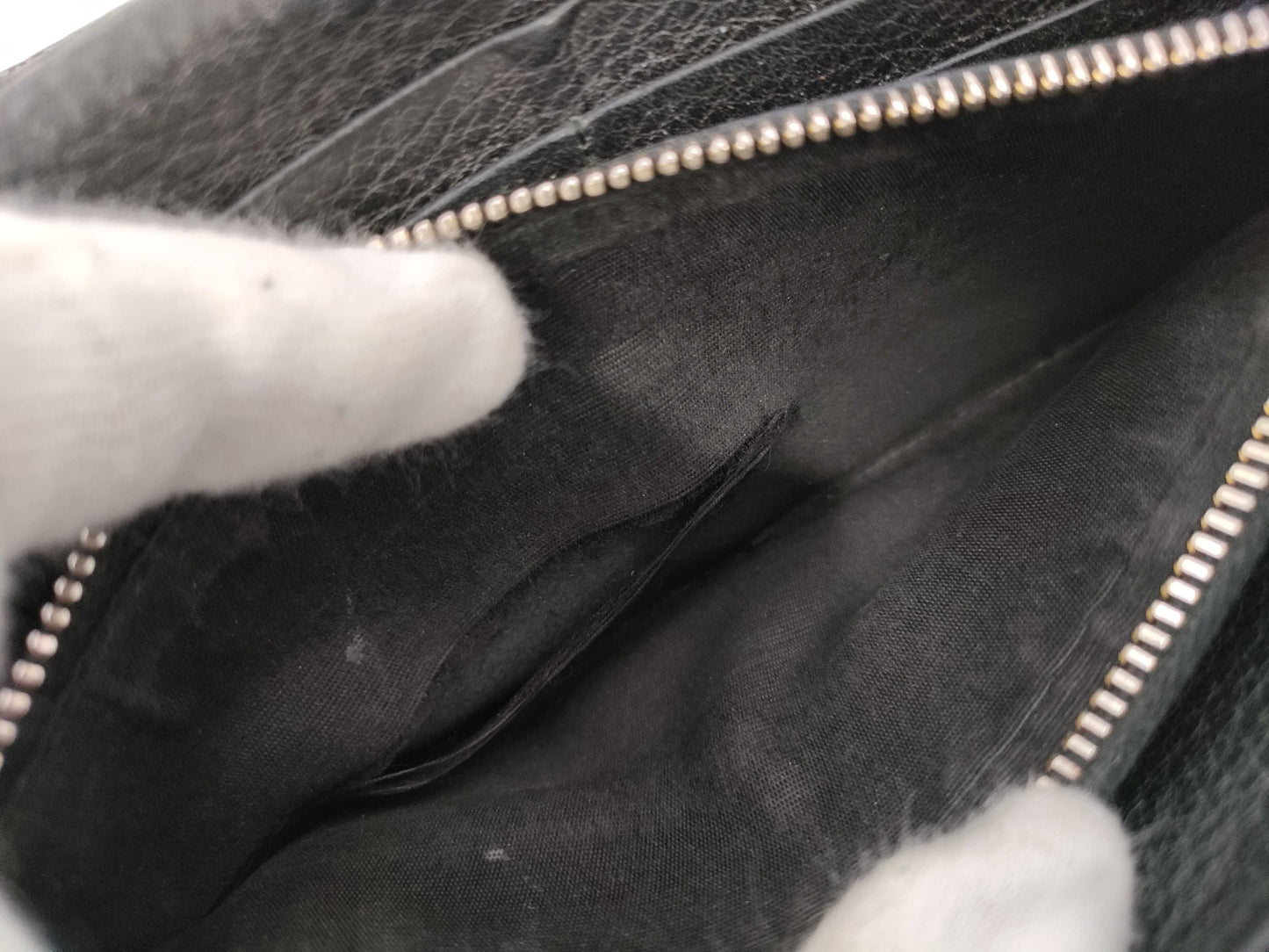 PRADA Louis Vuitton/Prada wallet set