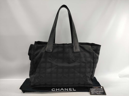 CHANEL Tote Tote Bag