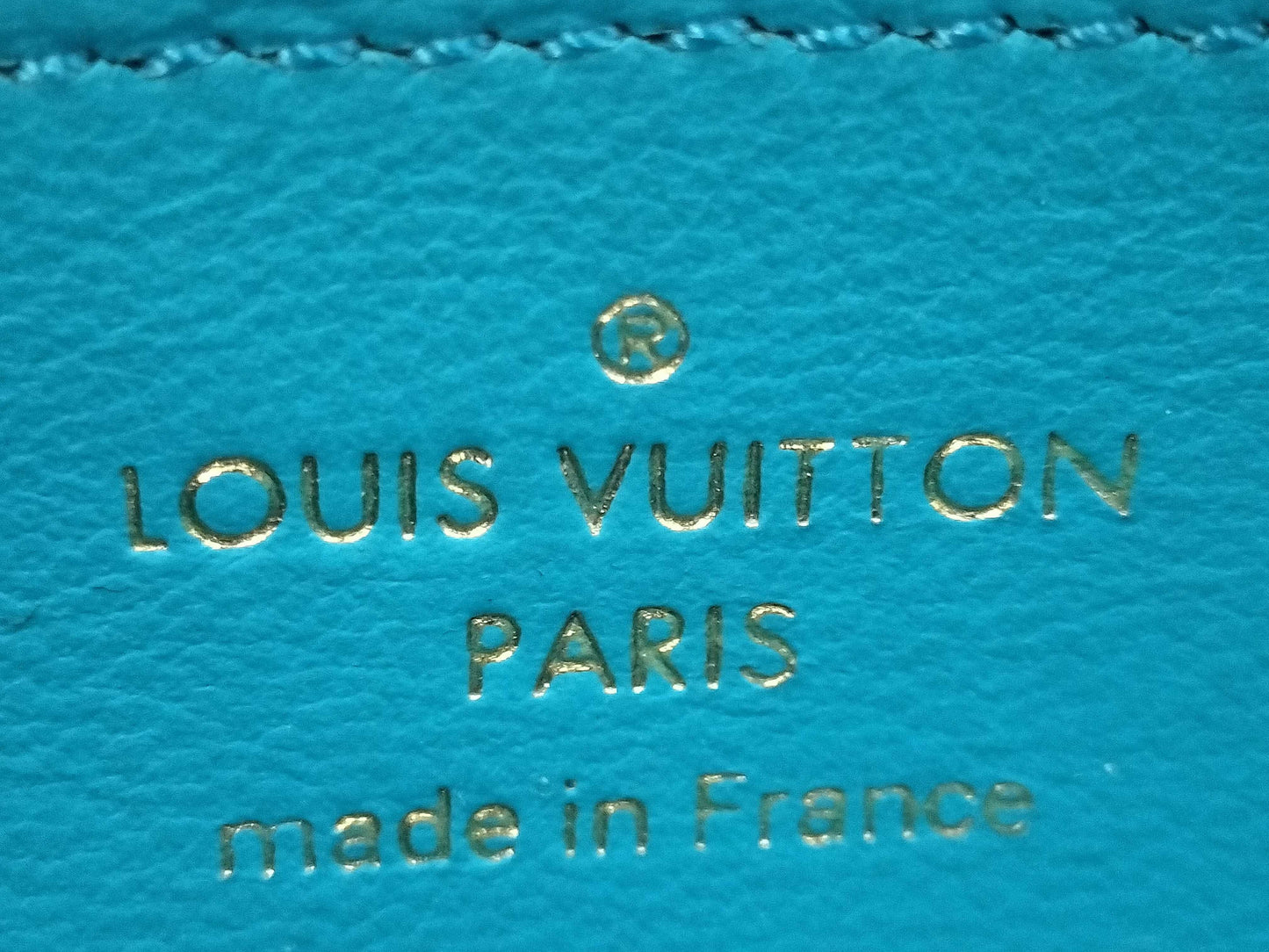 LOUIS VUITTON Embossed M81512 Zippy Wallet 2021 Wallet