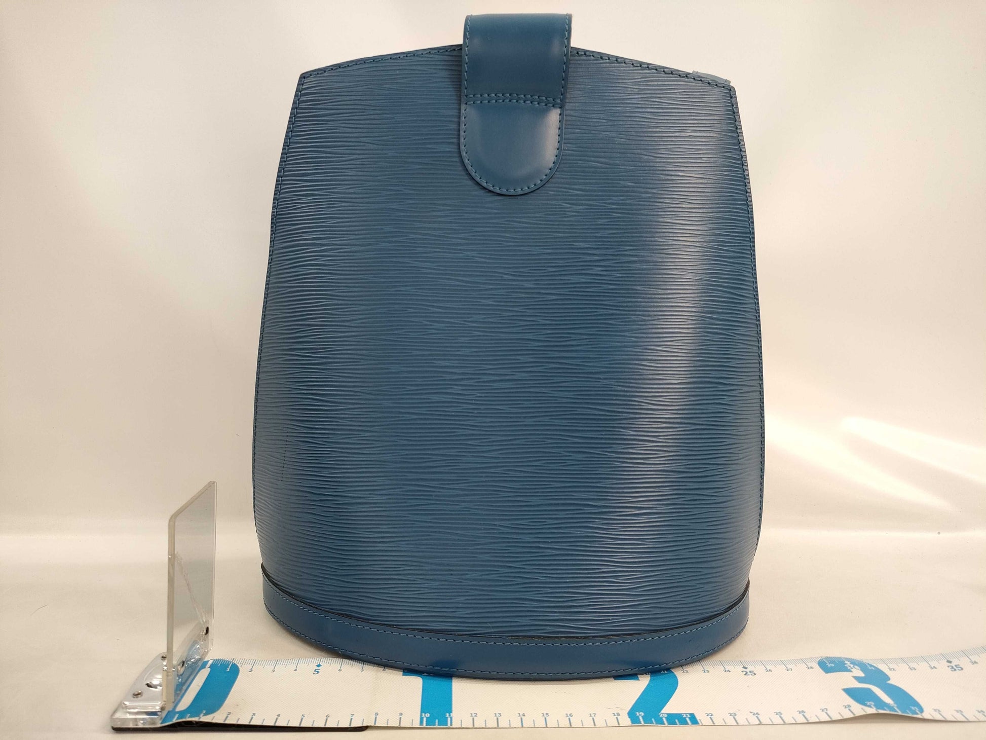 LOUIS VUITTON Epi Cluny Blue Shoulder Bag M52255