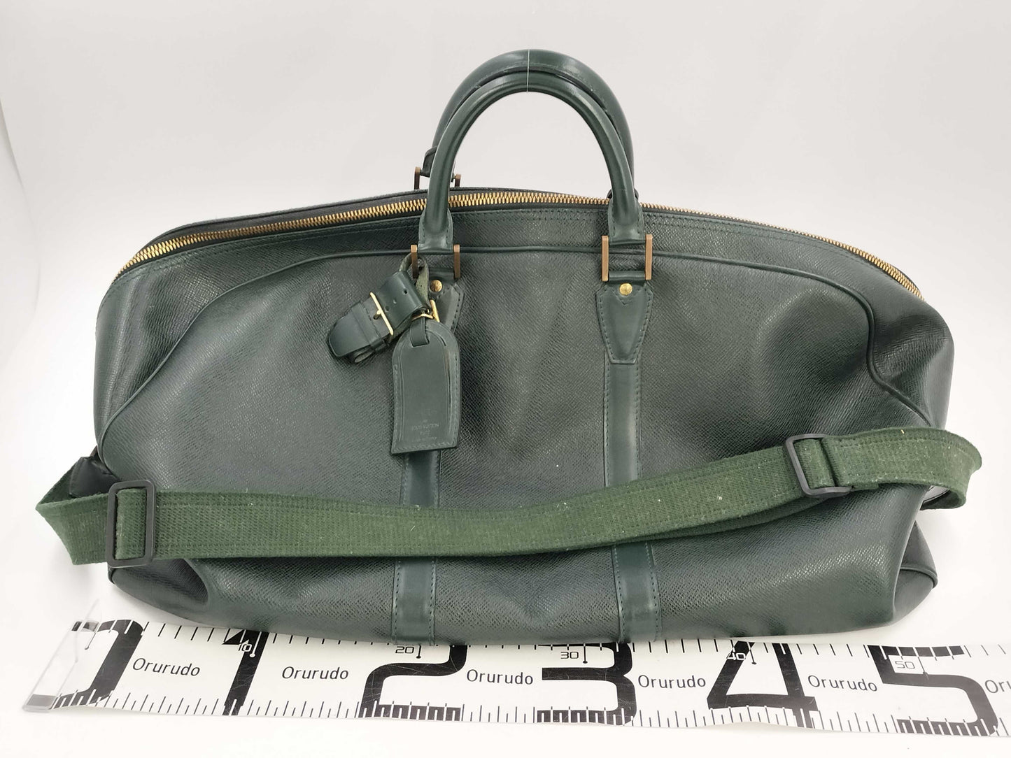 LOUIS VUITTON Taiga Kendall GM M30114 Boston Bag