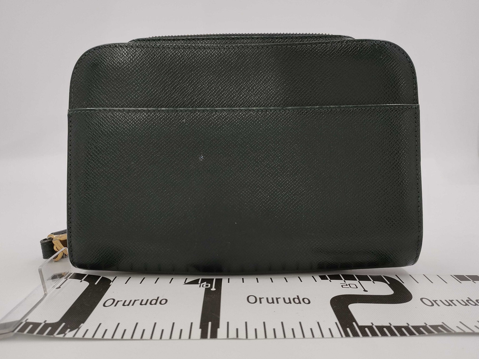 LOUIS VUITTON Taiga Baikal M30182 Second Bag Second Bag