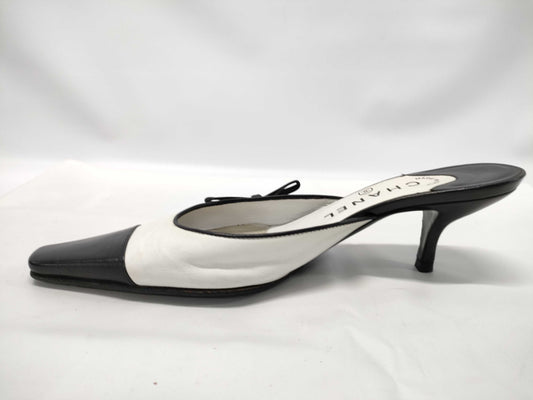 CHANEL Coco Ribbon Heel Pumps