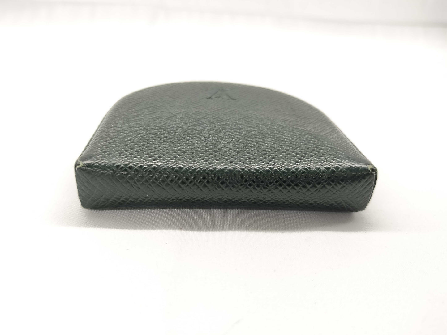 LOUIS VUITTON Taiga Coin Case Porte-Monnaie Chievette Coin Case