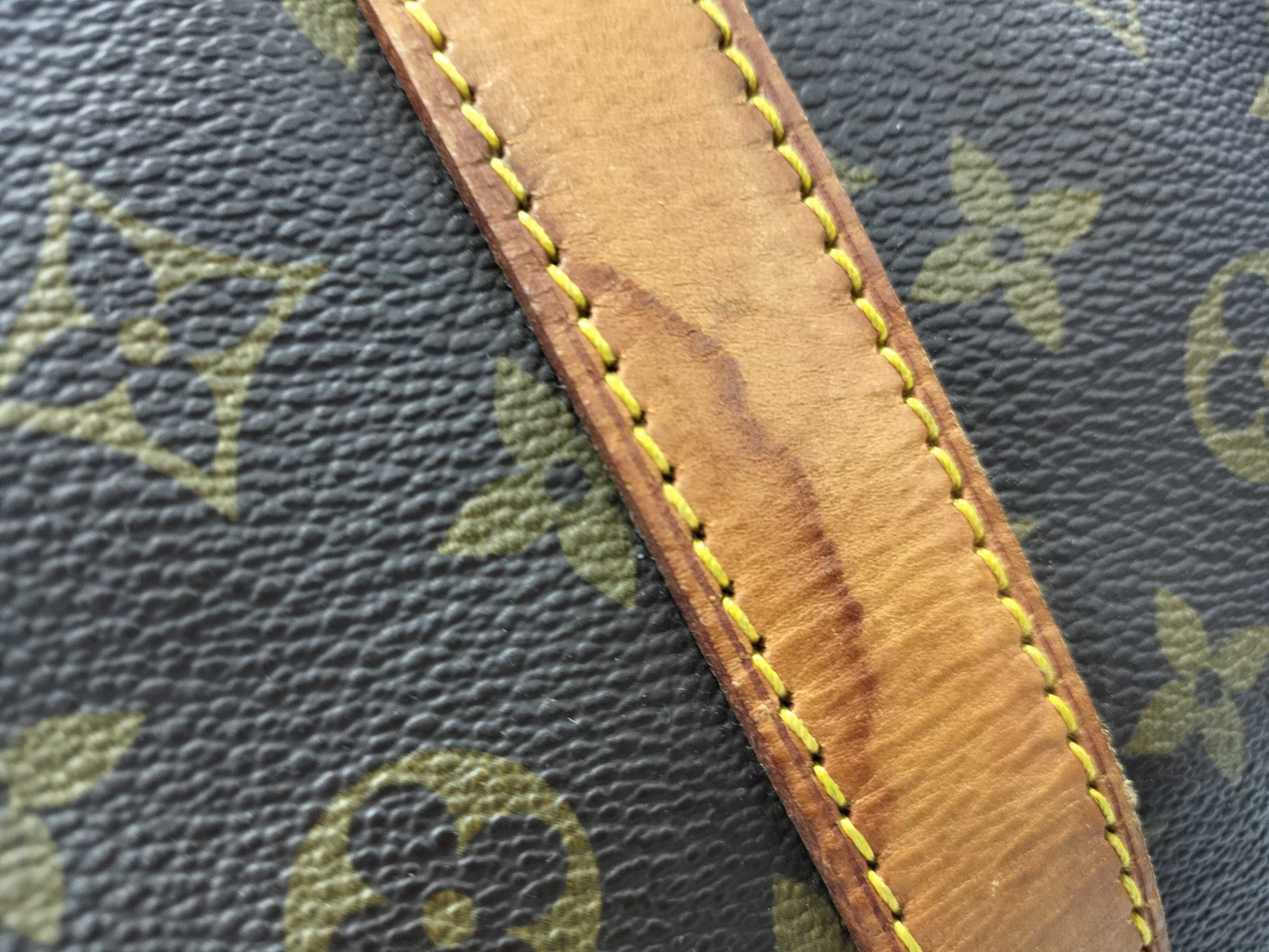 LOUIS VUITTON Monogram Keepall 60 Band Boston Bag
