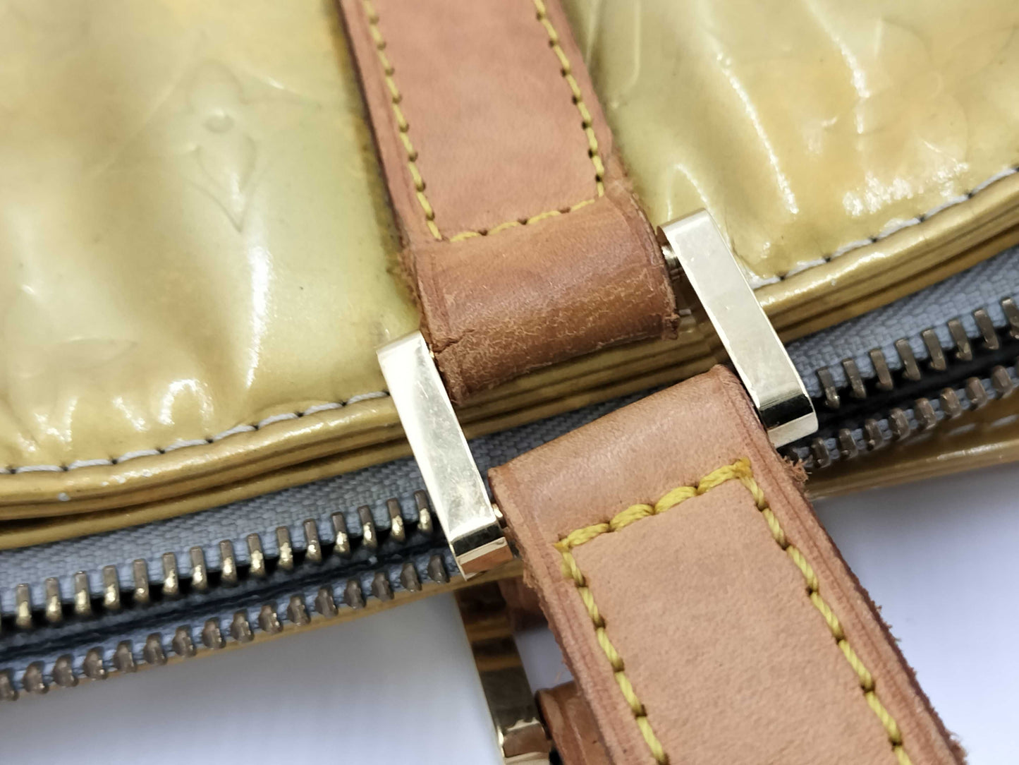 LOUIS VUITTON Vernis Columbus Tote Bag