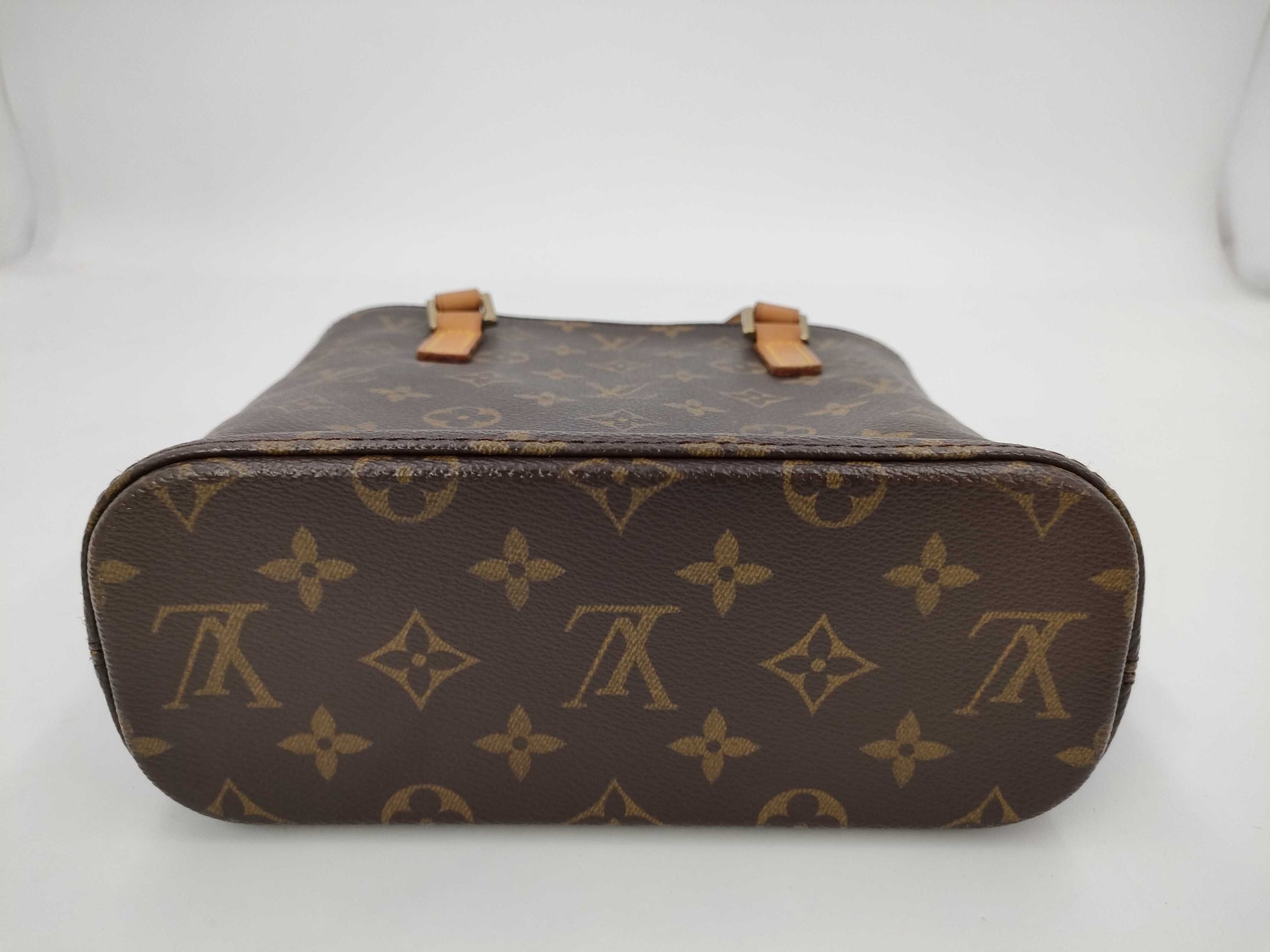 LOUIS VUITTON Monogram M51172 Vavin PM Handbag