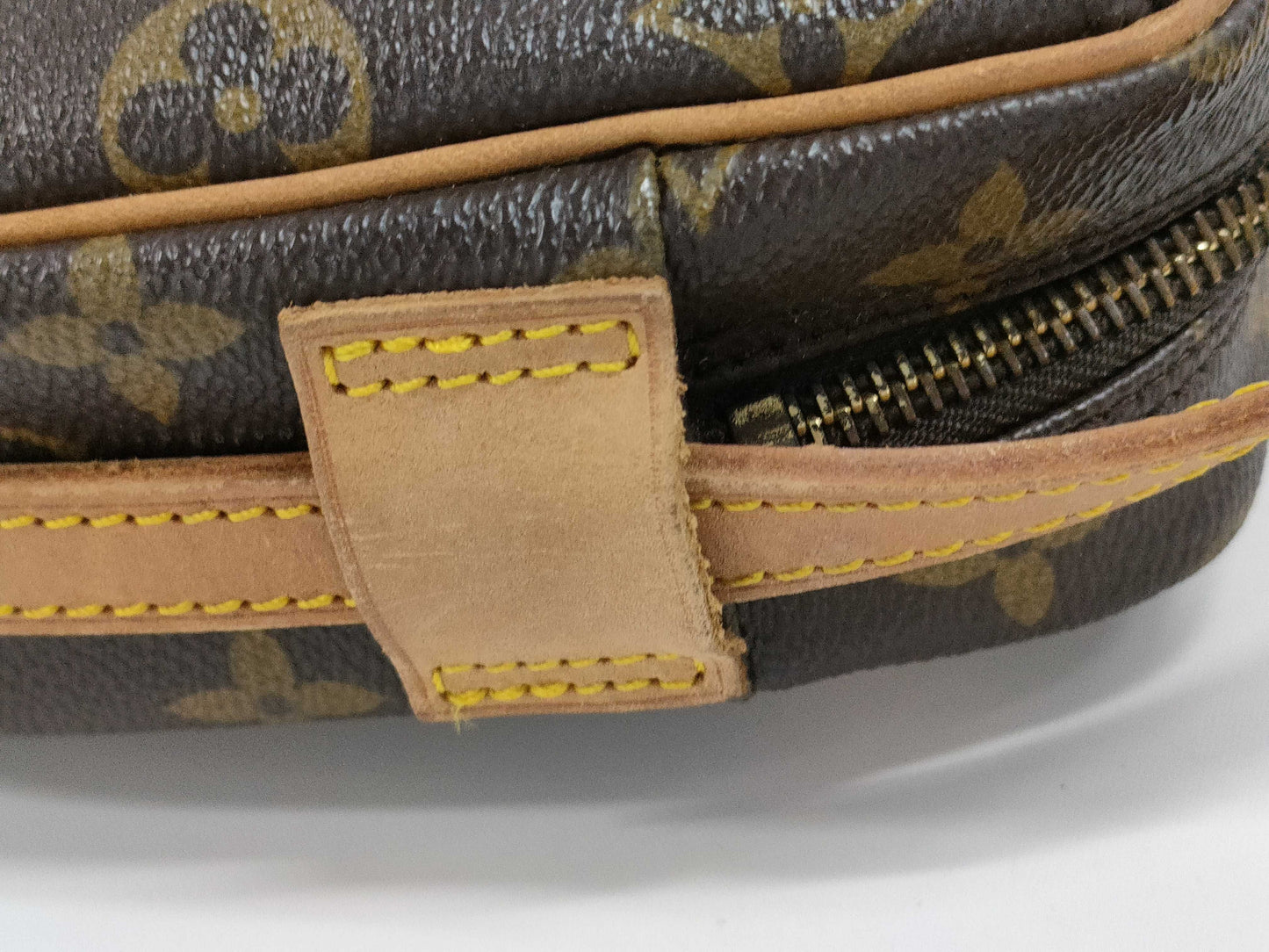 LOUIS VUITTON Monogram Genufeuille Shoulder Bag