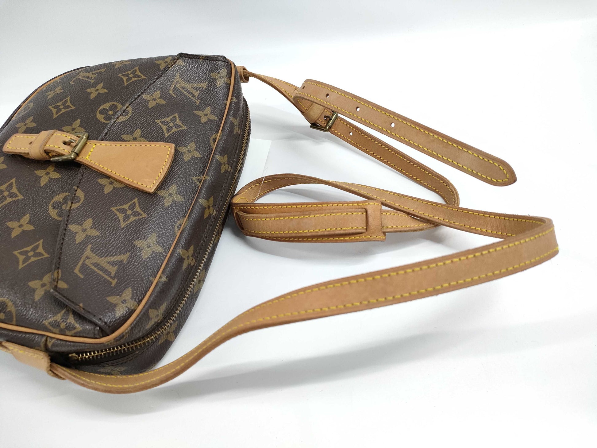 LOUIS VUITTON Monogram Genufeuille Shoulder Bag