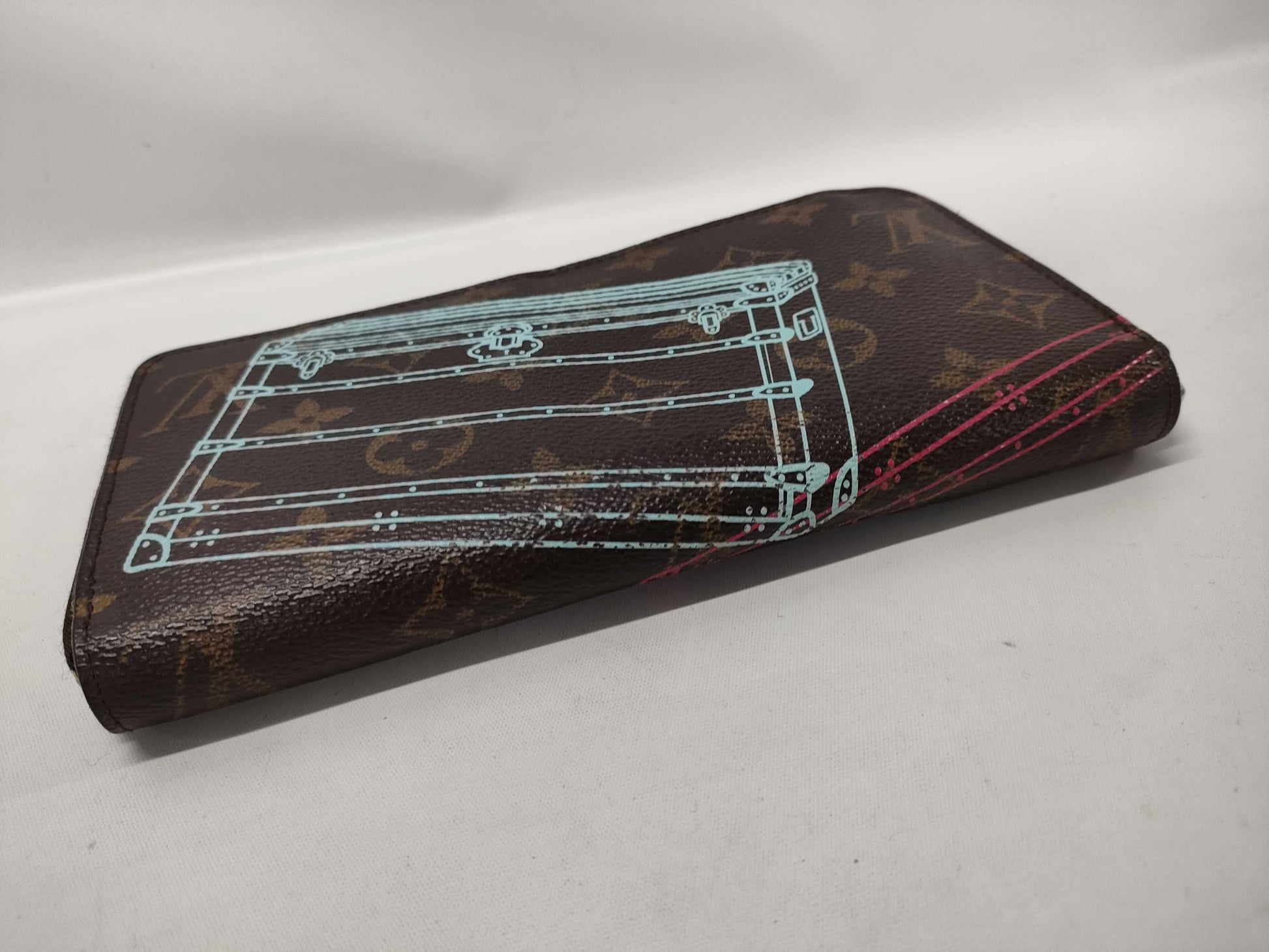 LOUIS VUITTON Monogram Zippy Wallet Print Wallet