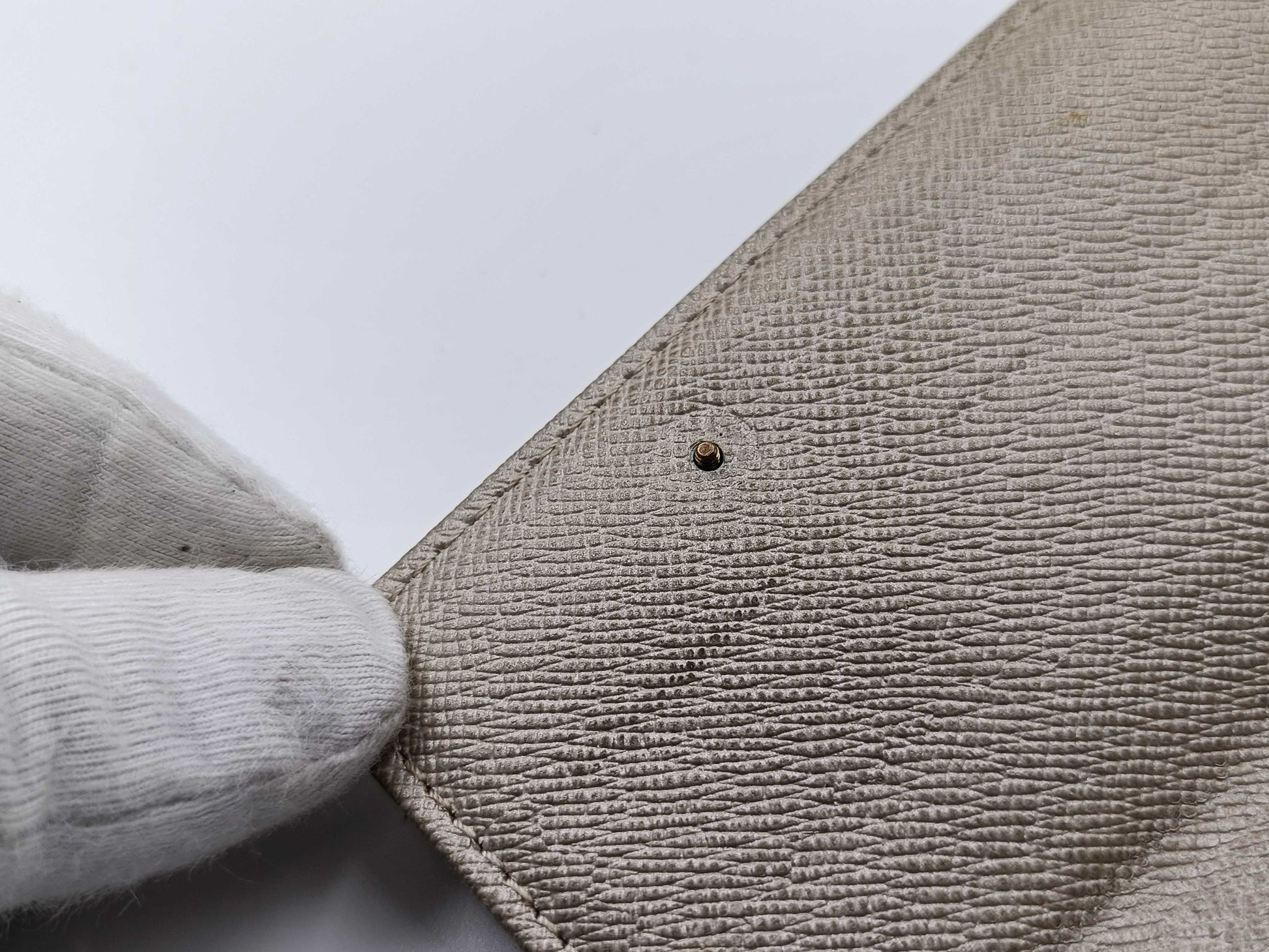 LOUIS VUITTON 2-Piece Wallet Set