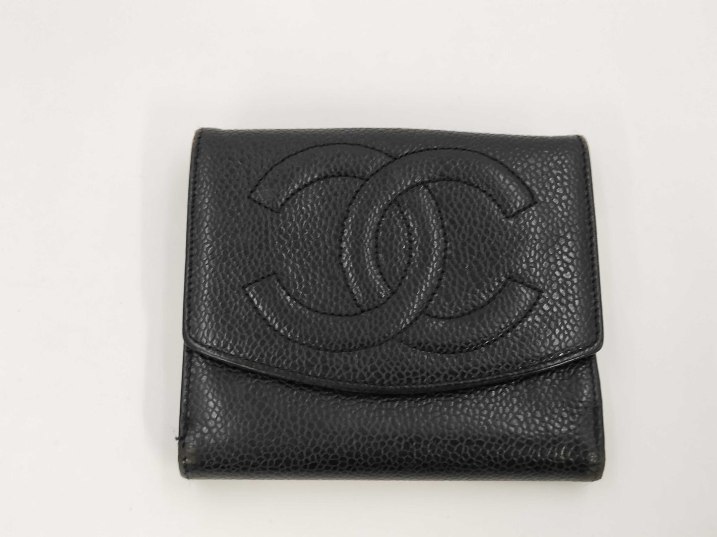 CHANEL Caviar Skin Compact Wallet