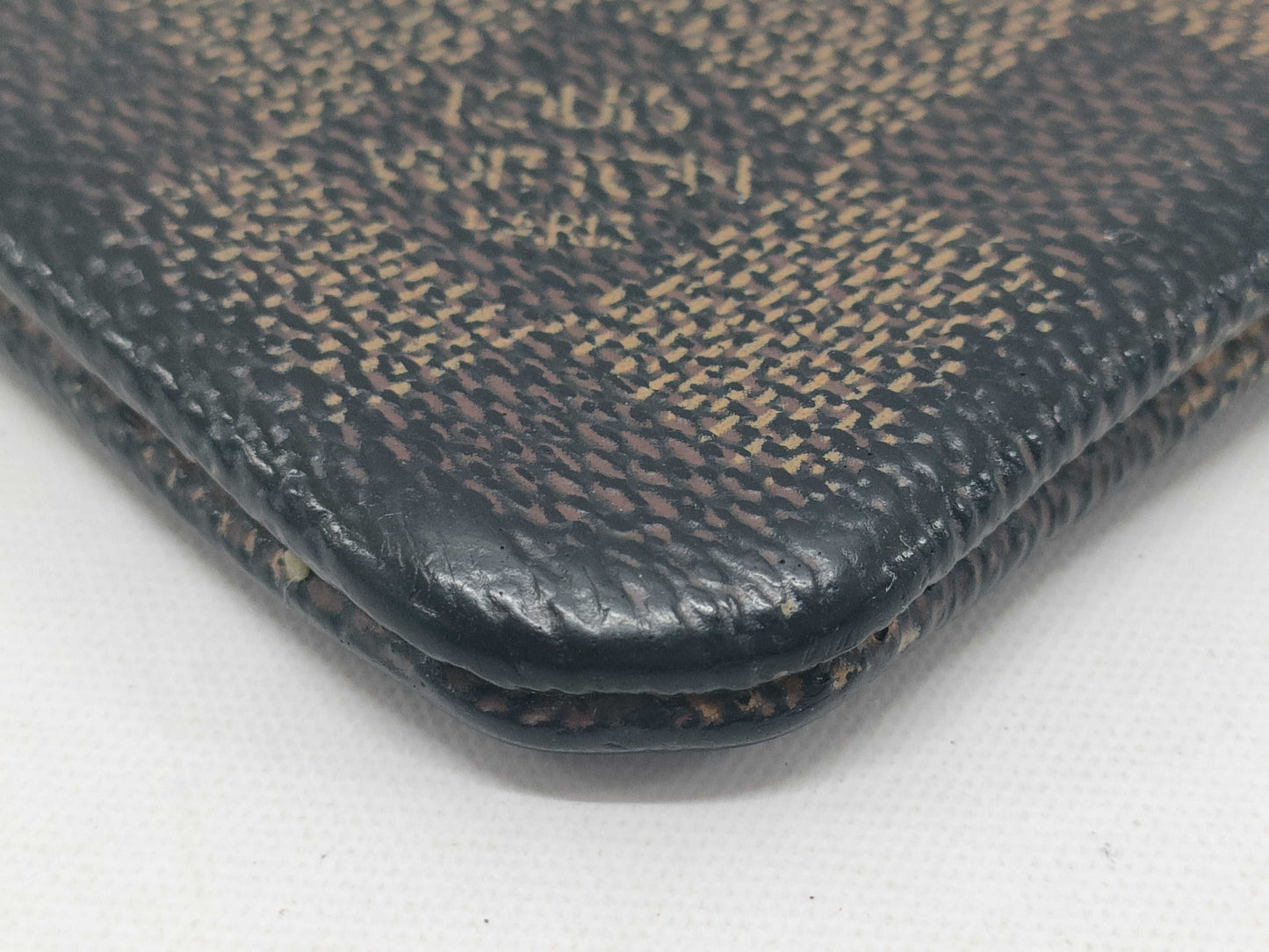 LOUIS VUITTON Damier Pochette Clé Coin Case