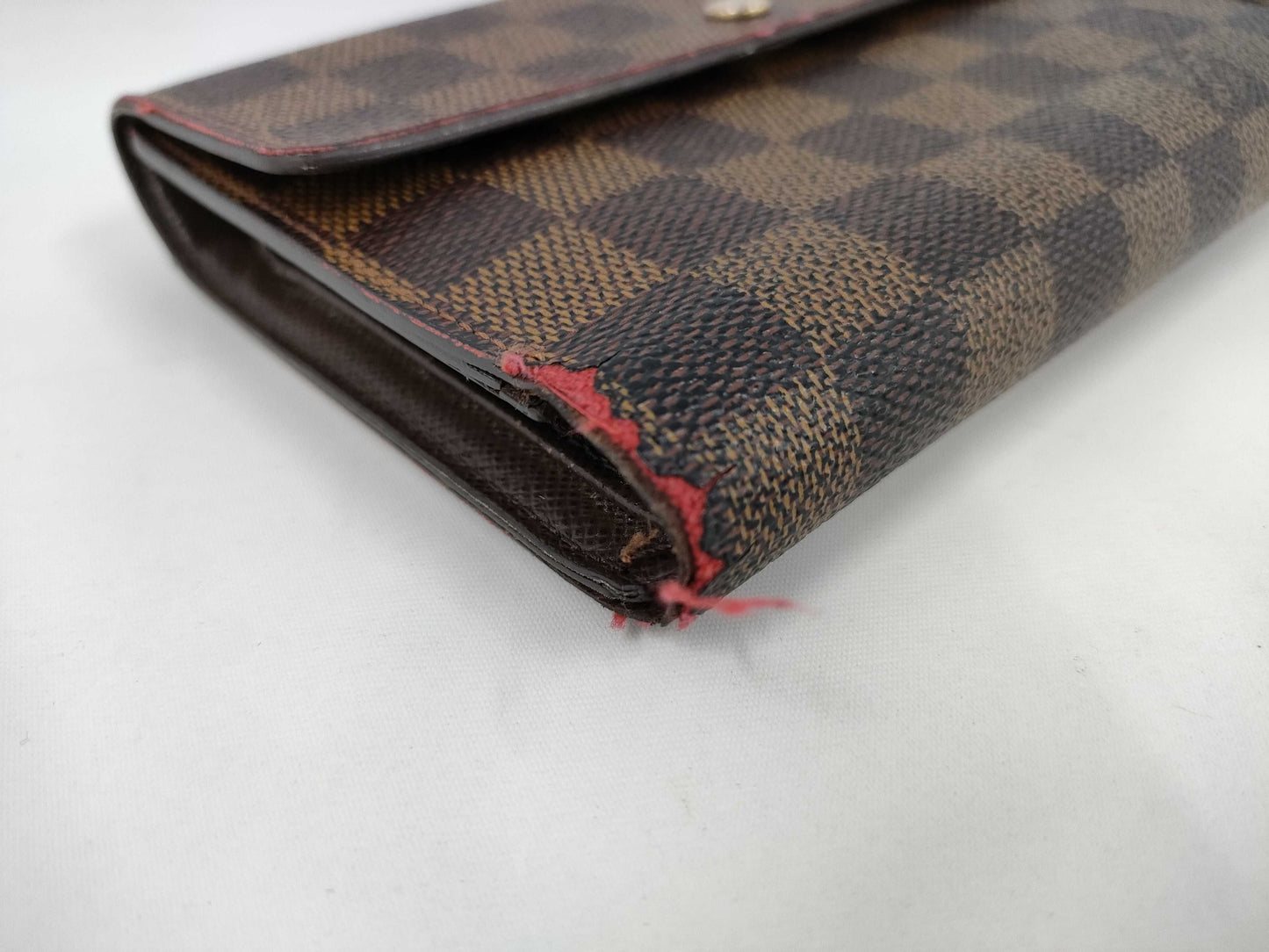 LOUIS VUITTON Damier Tri-fold Wallet