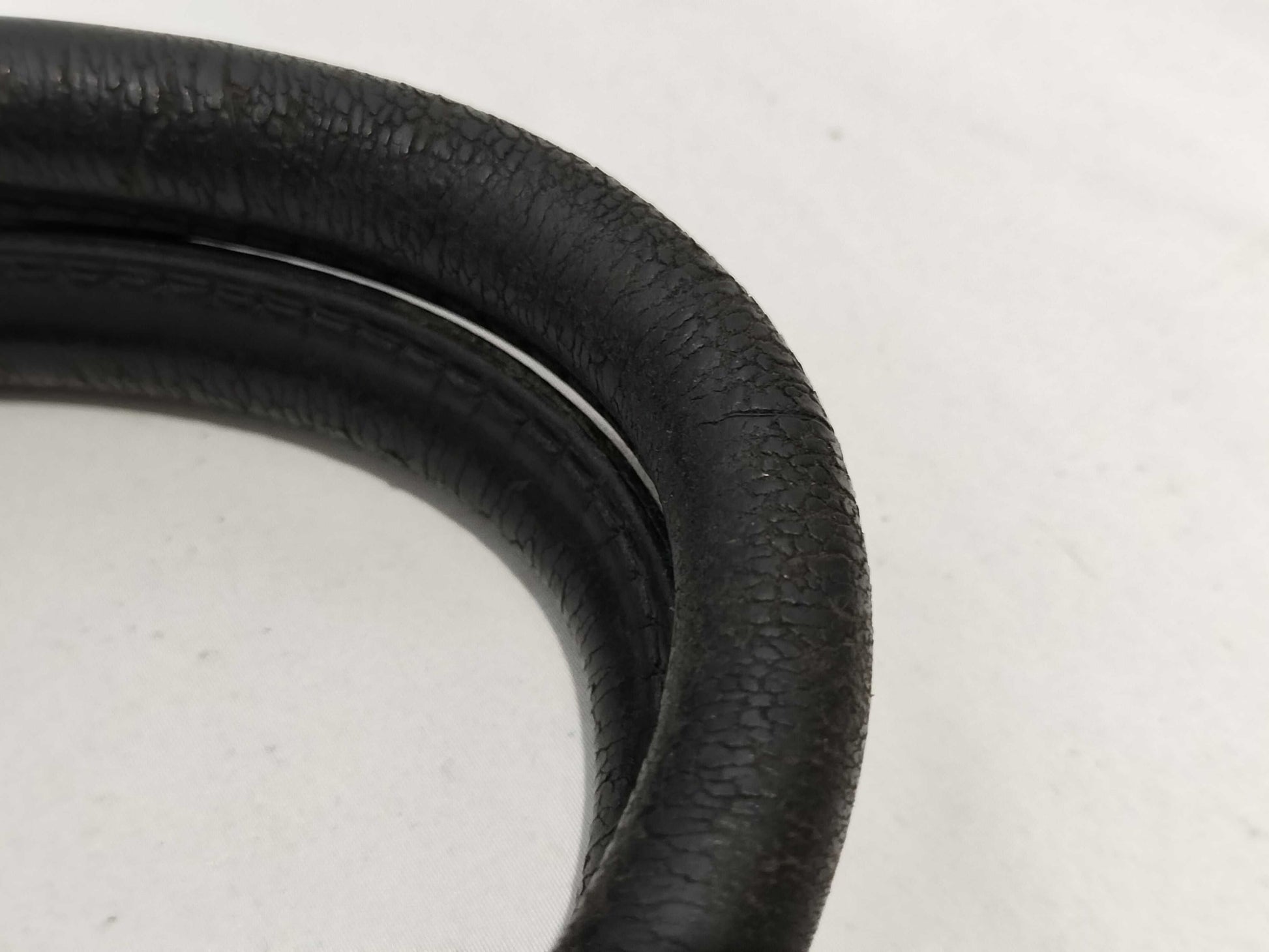 LOUIS VUITTON Taiga Porte-Document Rosan Business Bag