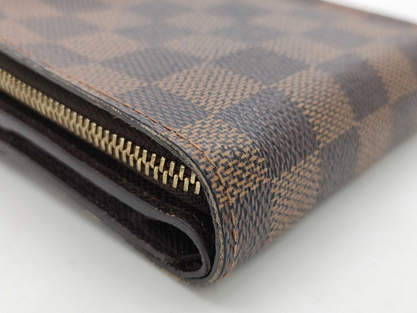 LOUIS VUITTON Damier N61668 Compact Zip Wallet