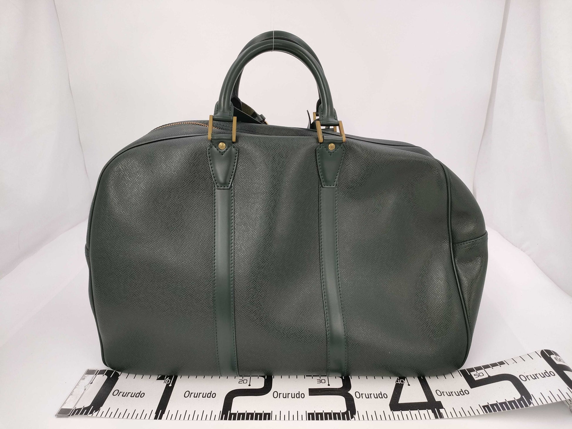 LOUIS VUITTON Taiga M30124 Kendall PM Handbag