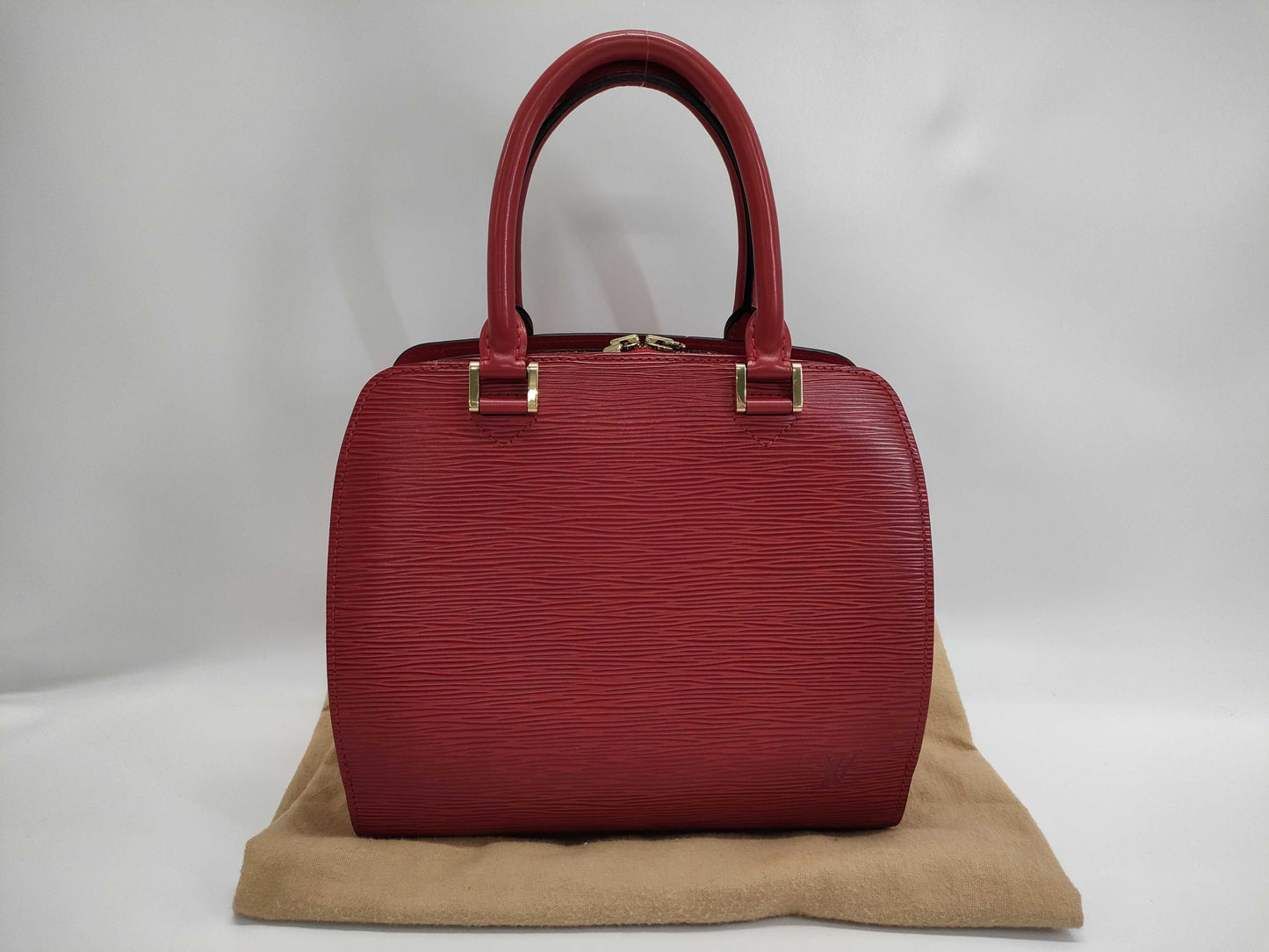 LOUIS VUITTON Epi Pont Neuf PM Red Handbag
