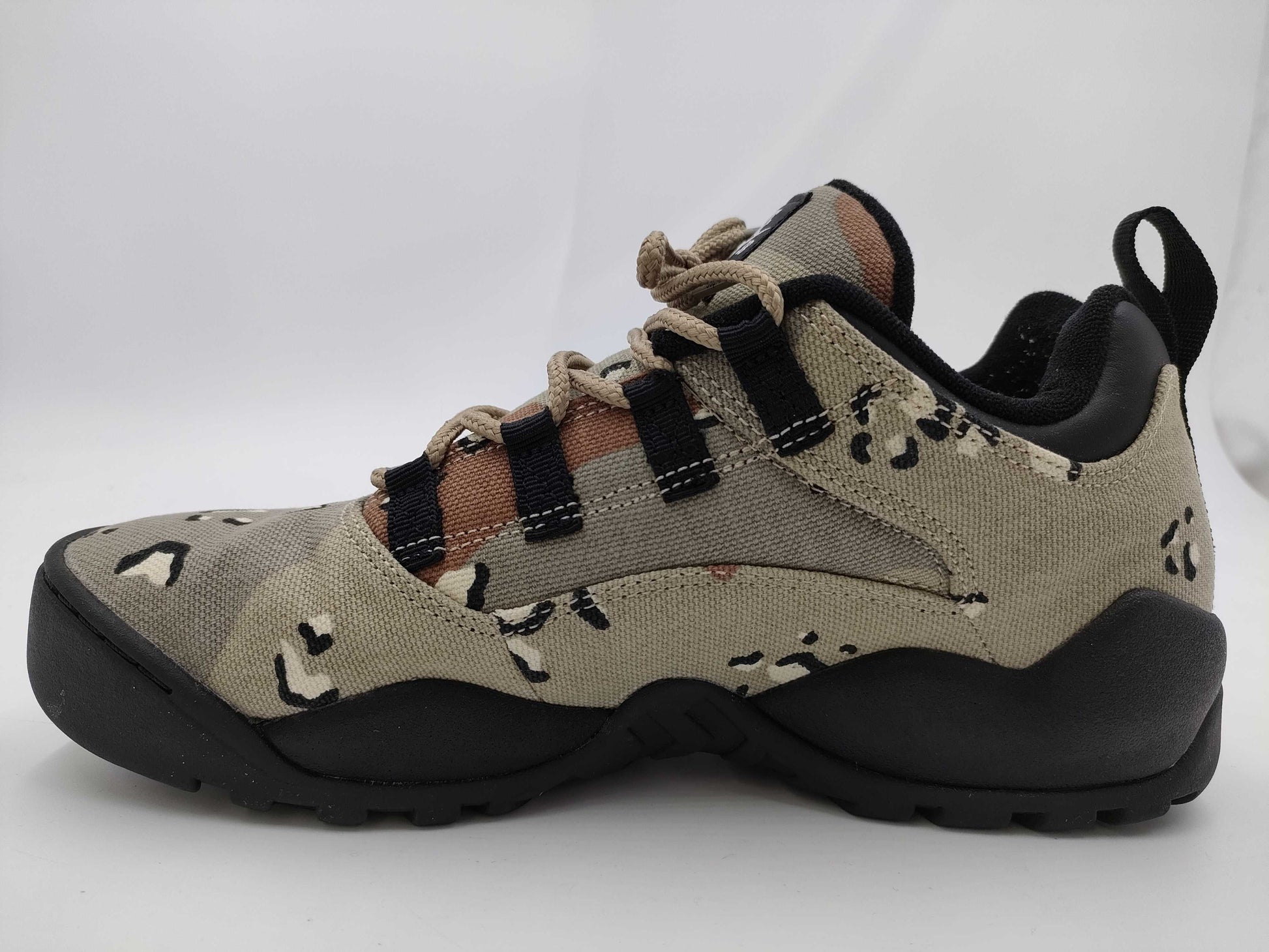 NIKE x Supreme Darwin Low fq3000-200 Sneakers